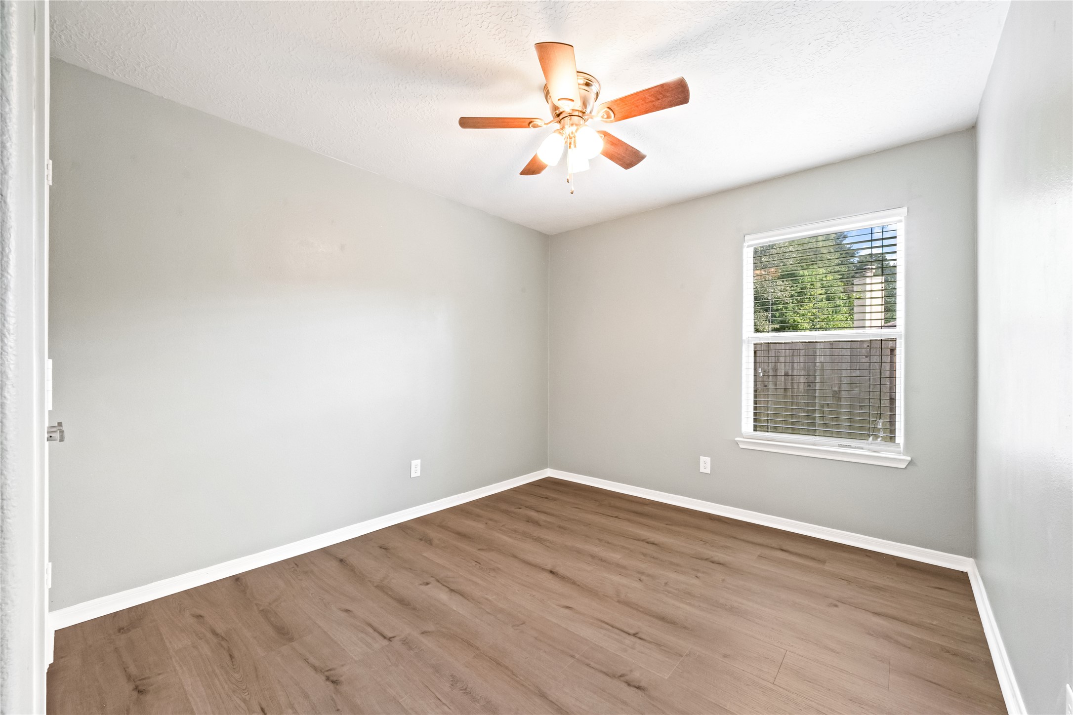 5023 Jasmine Meadows Lane Property Photo 9