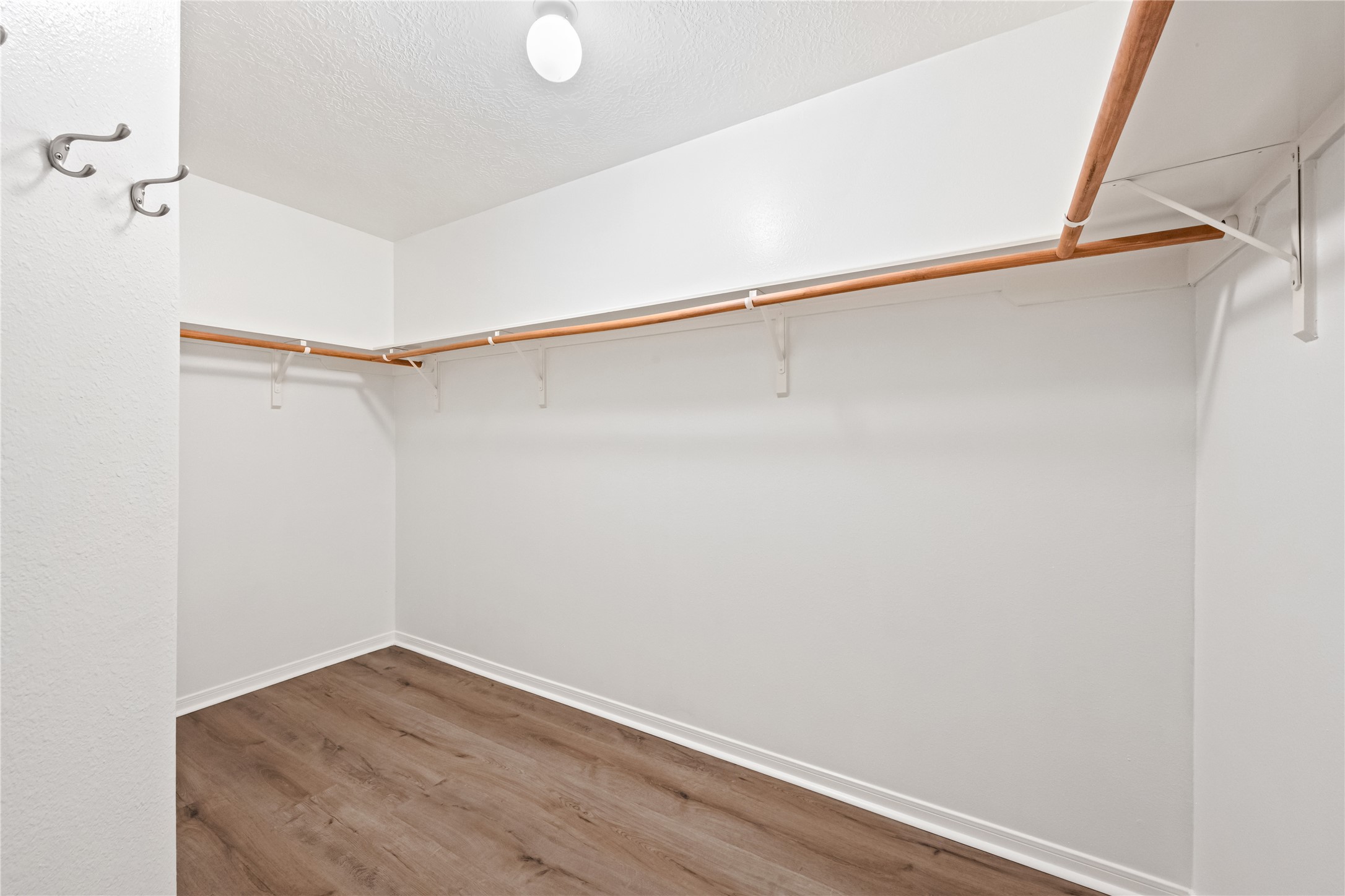 5023 Jasmine Meadows Lane Property Photo 16