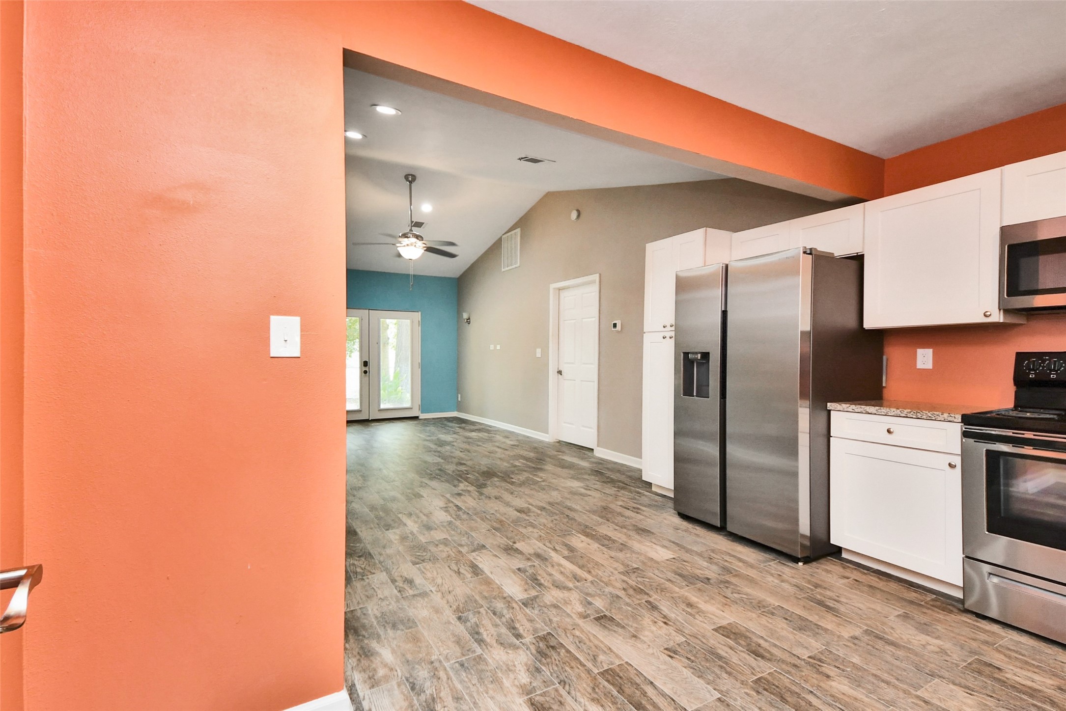 3483 Balboa Circle Property Photo 5