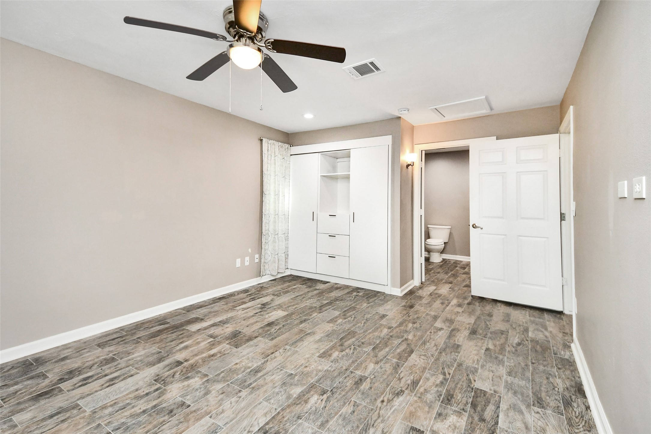3483 Balboa Circle Property Photo 16