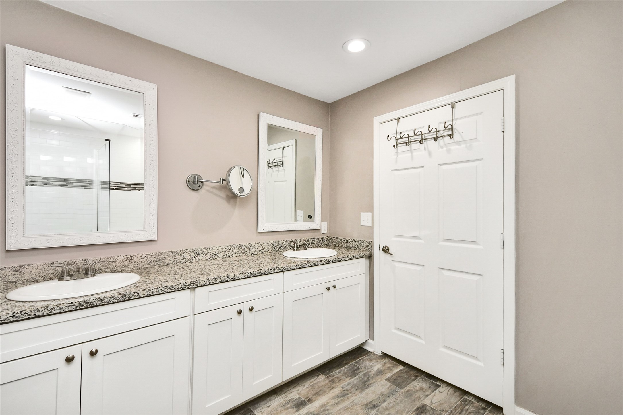 3483 Balboa Circle Property Photo 20