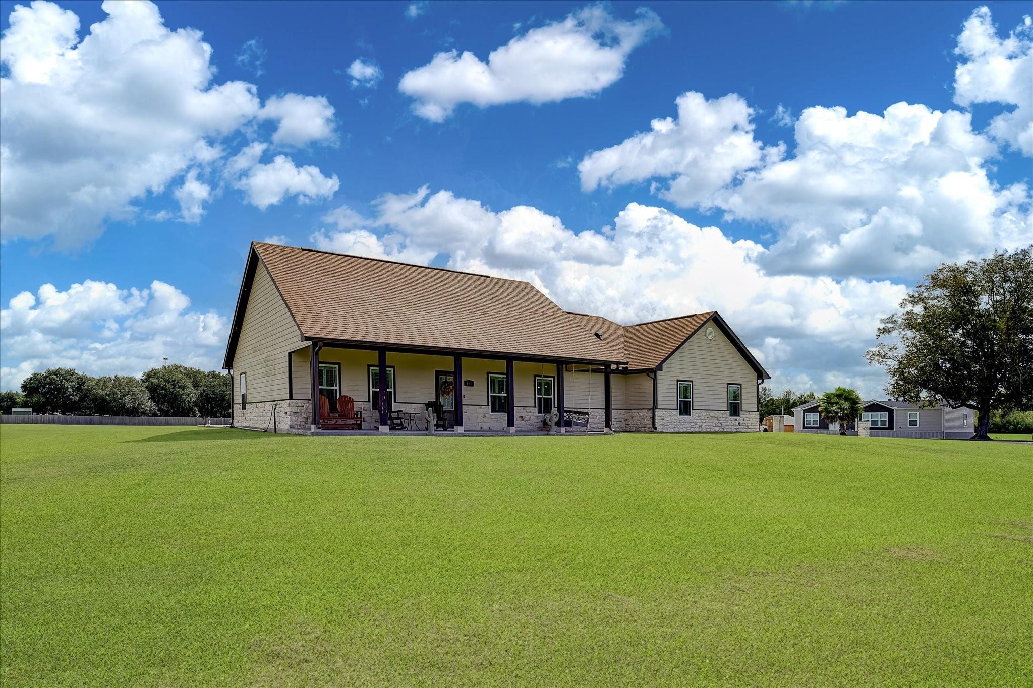 105 Baker Road Property Photo 3