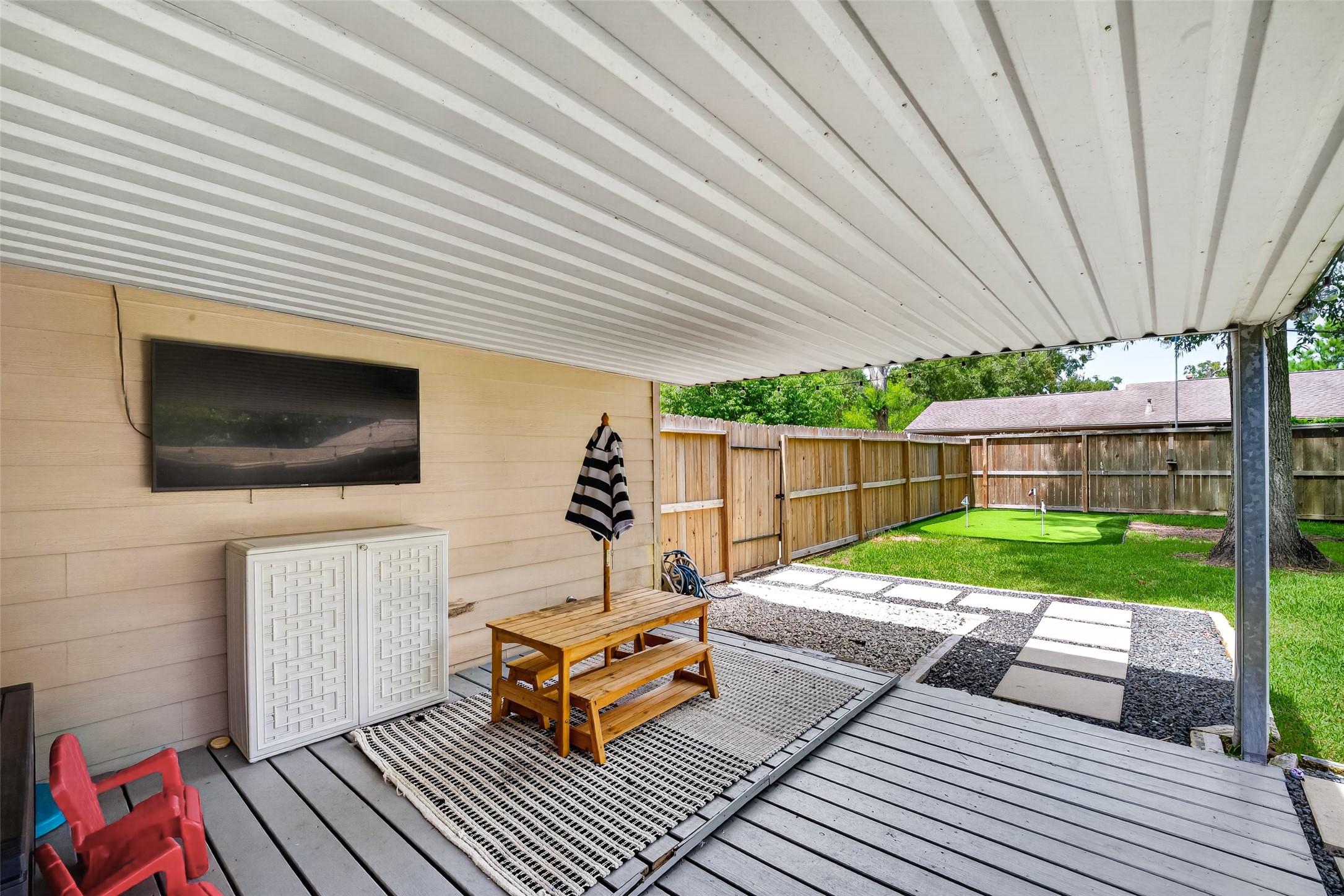 4027 Shady Springs Drive Property Photo 28
