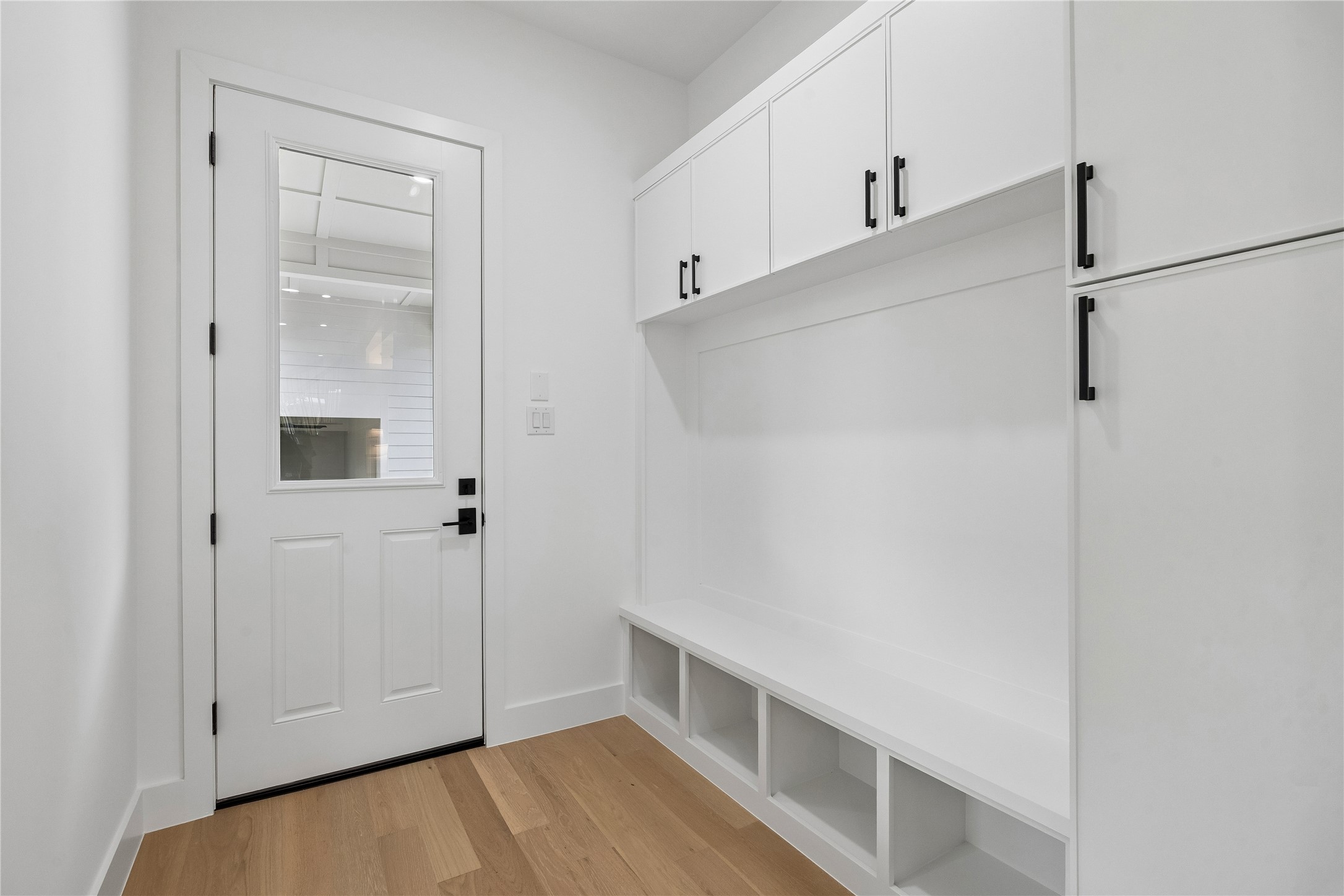 111 E 18th Street Property Photo 14