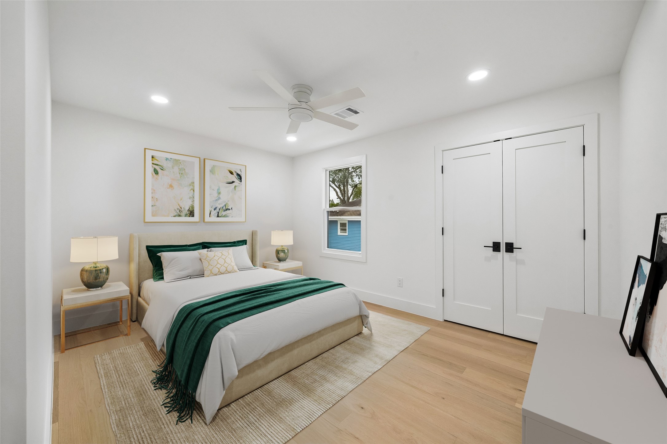 111 E 18th Street Property Photo 27