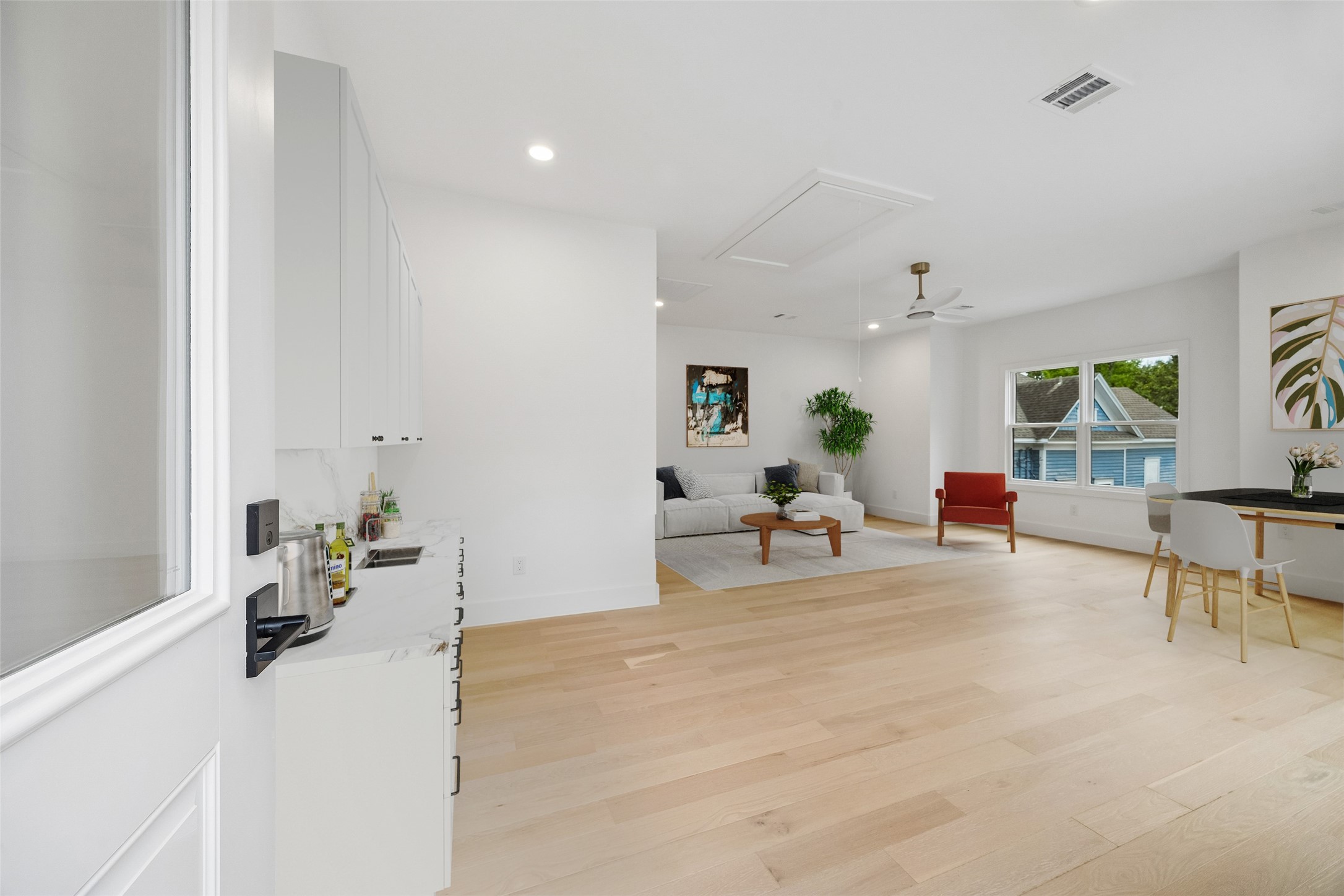 111 E 18th Street Property Photo 38
