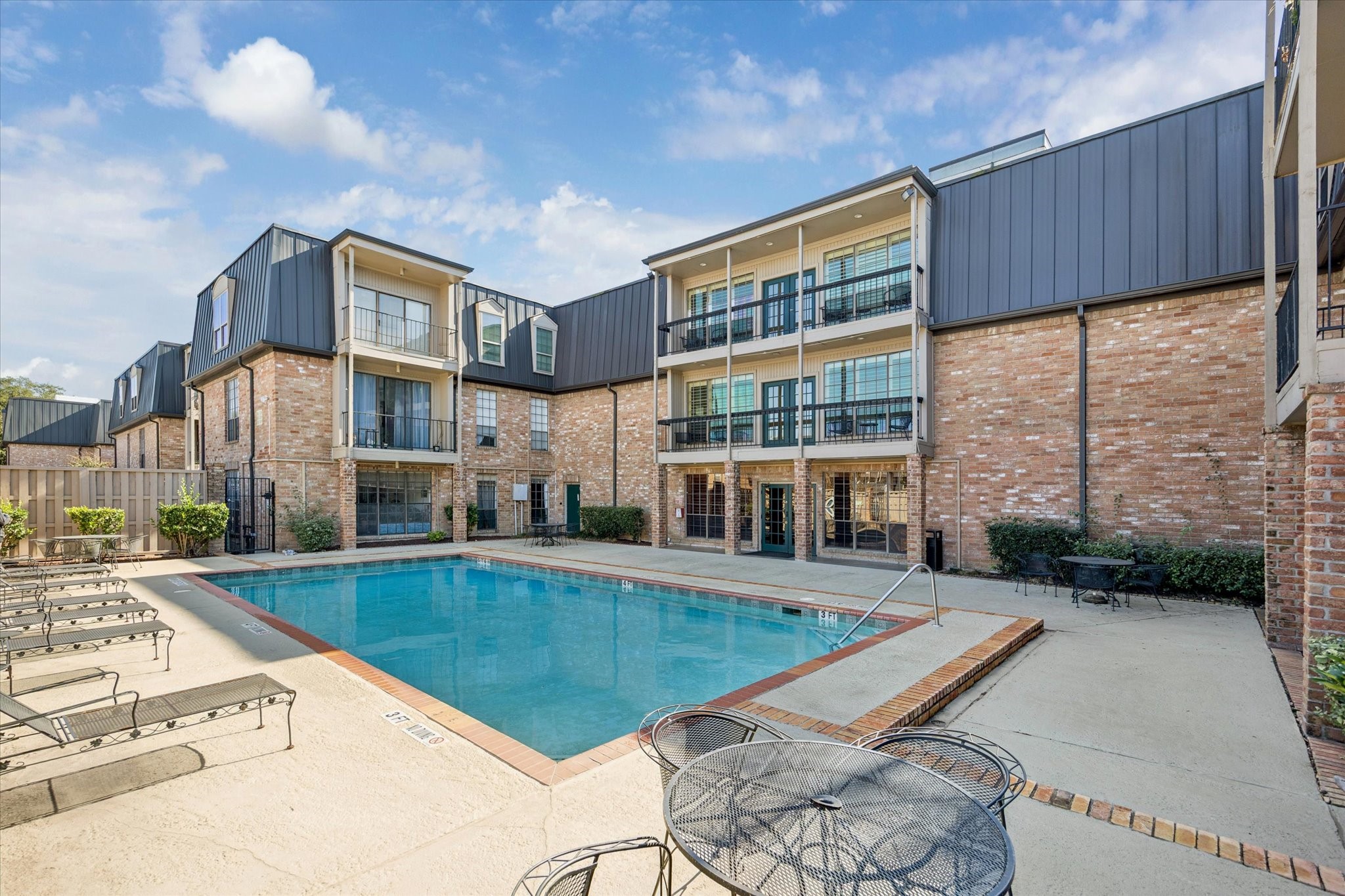 2400 N Braeswood Boulevard 301 Property Photo 15