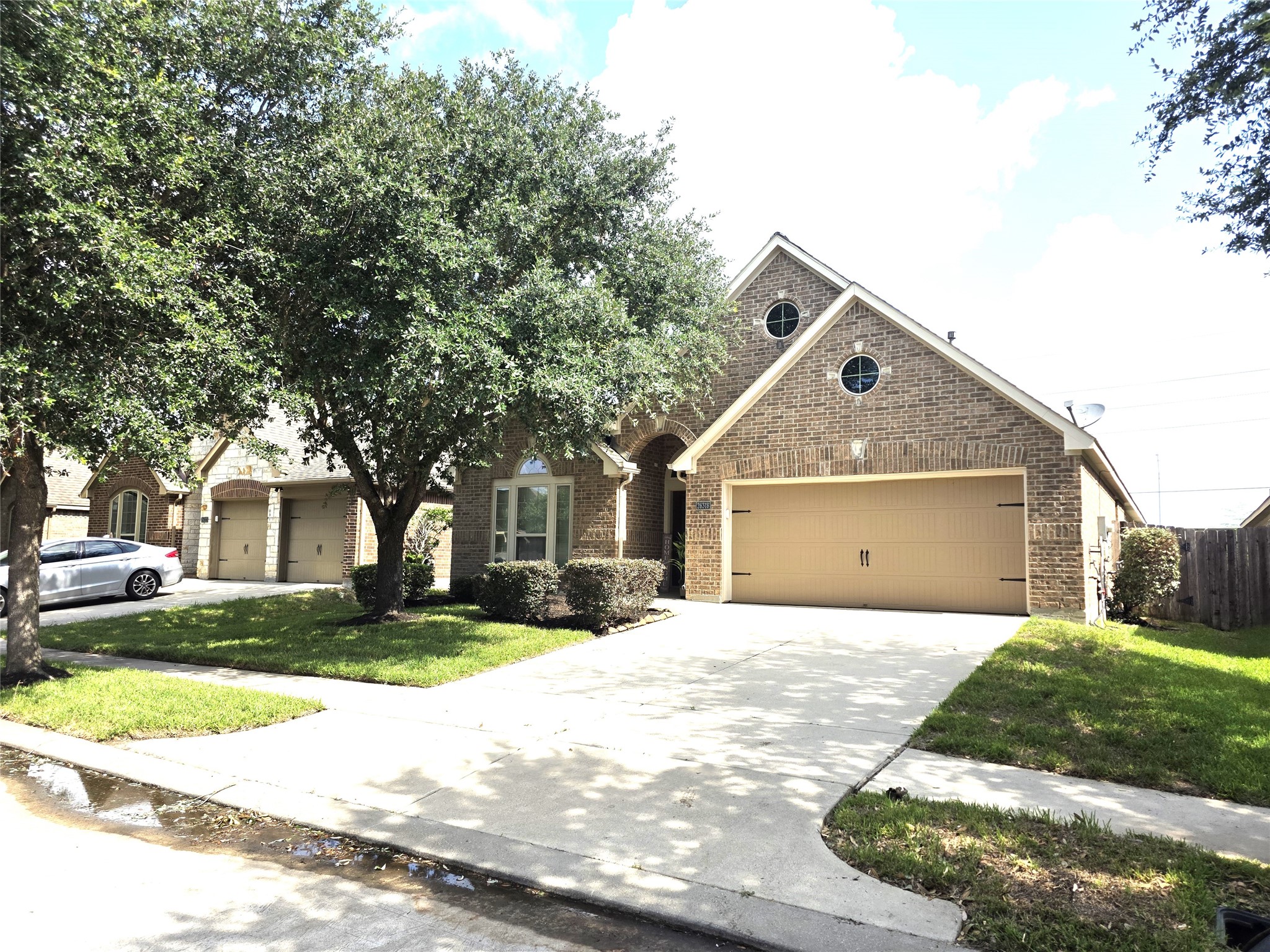 26318 Serenity Oaks Drive Property Photo 2
