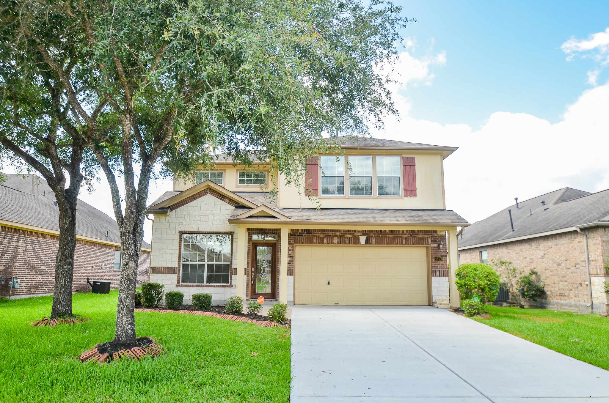 13108 Southern Way Lane Property Photo 1