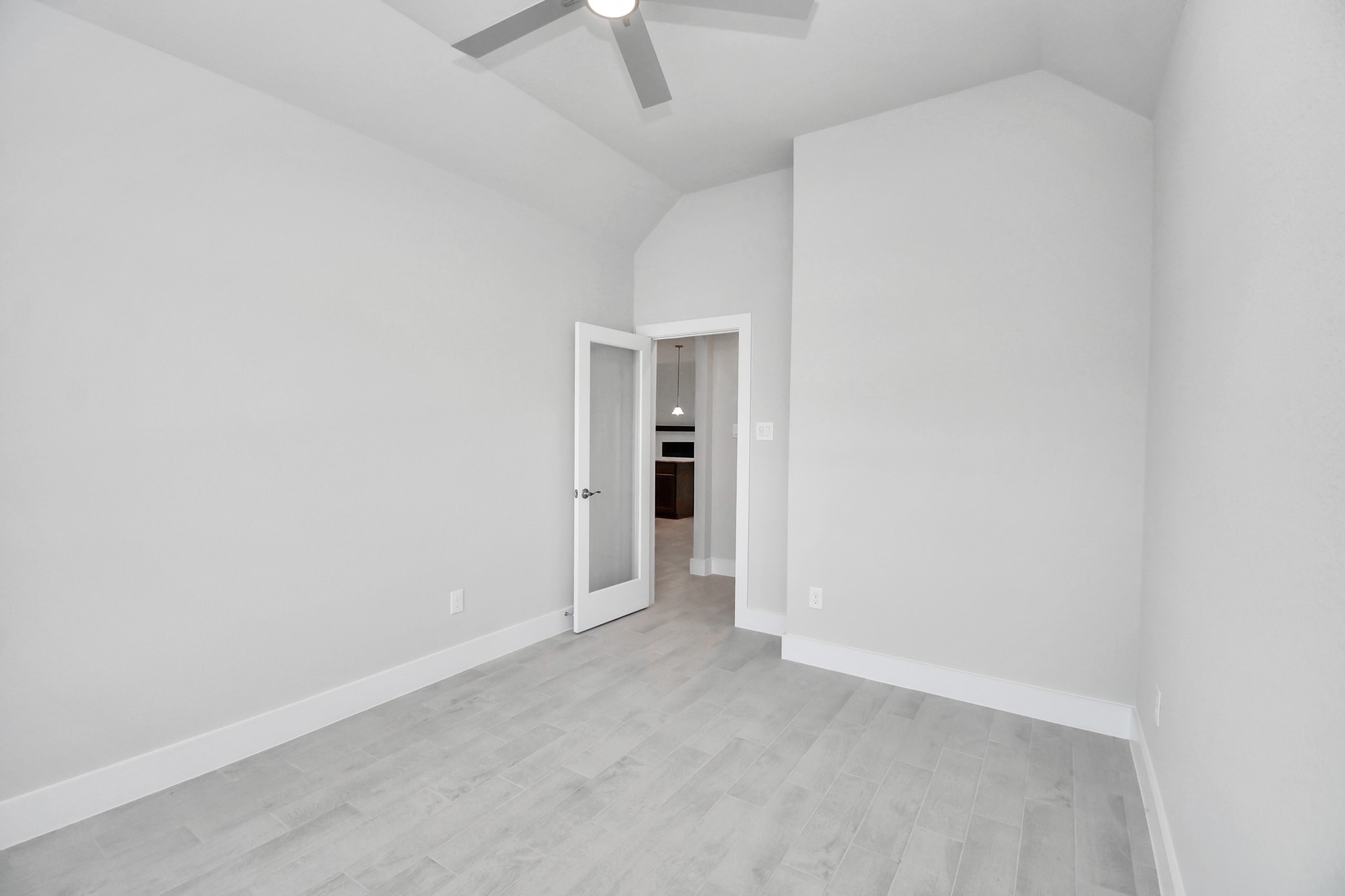 2032 Thimbleberry Lane Property Photo 5