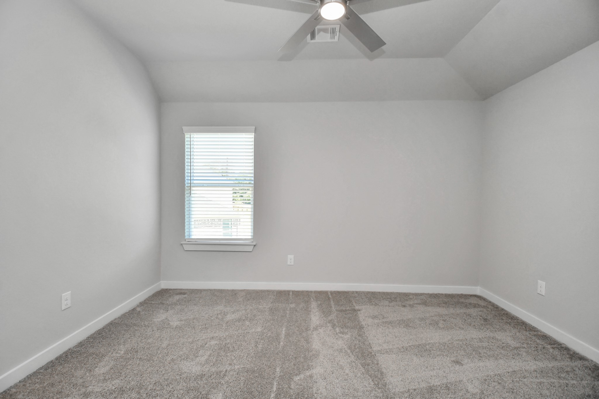2032 Thimbleberry Lane Property Photo 32
