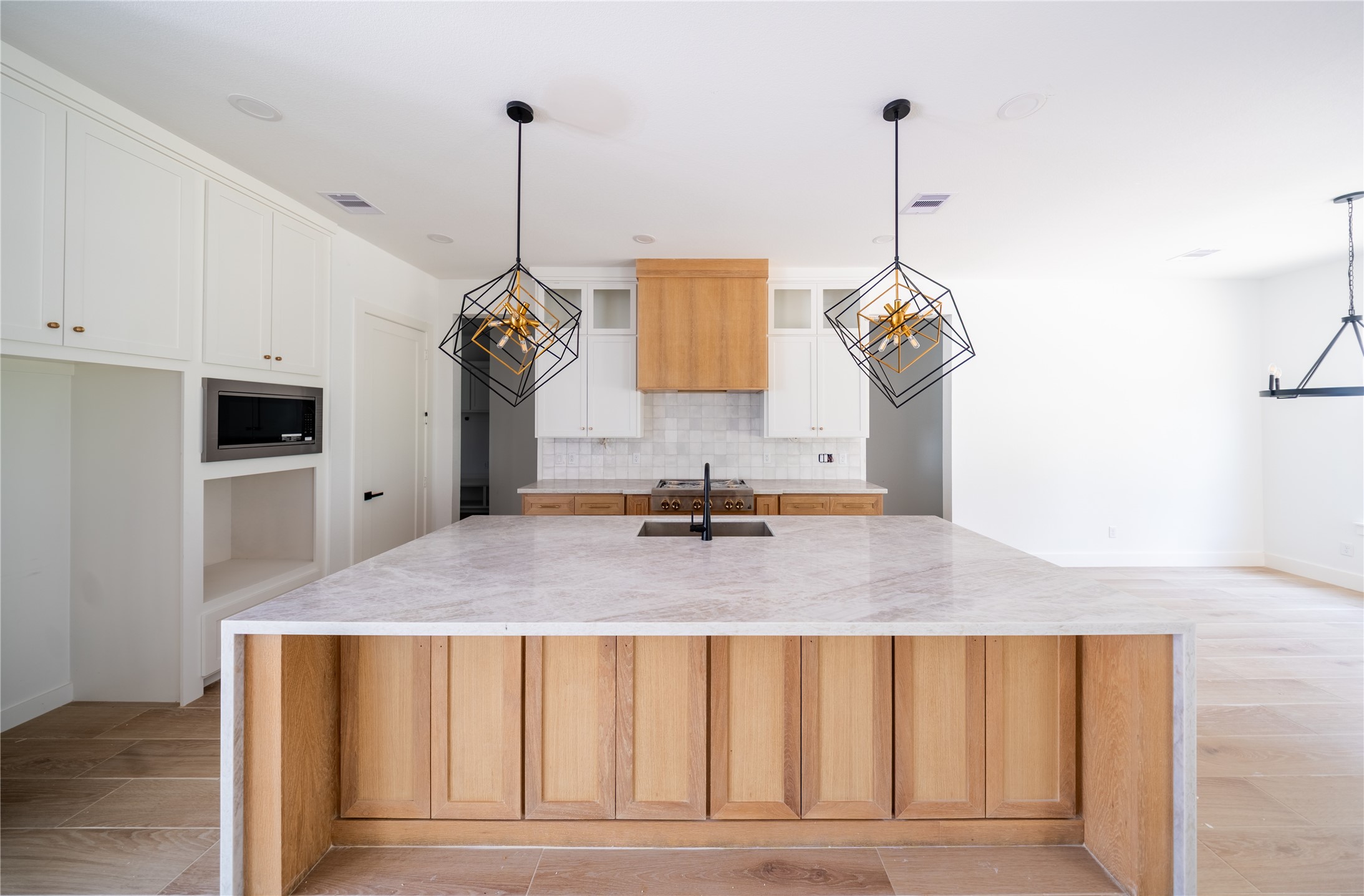 17018 N Saba Court Property Photo 2