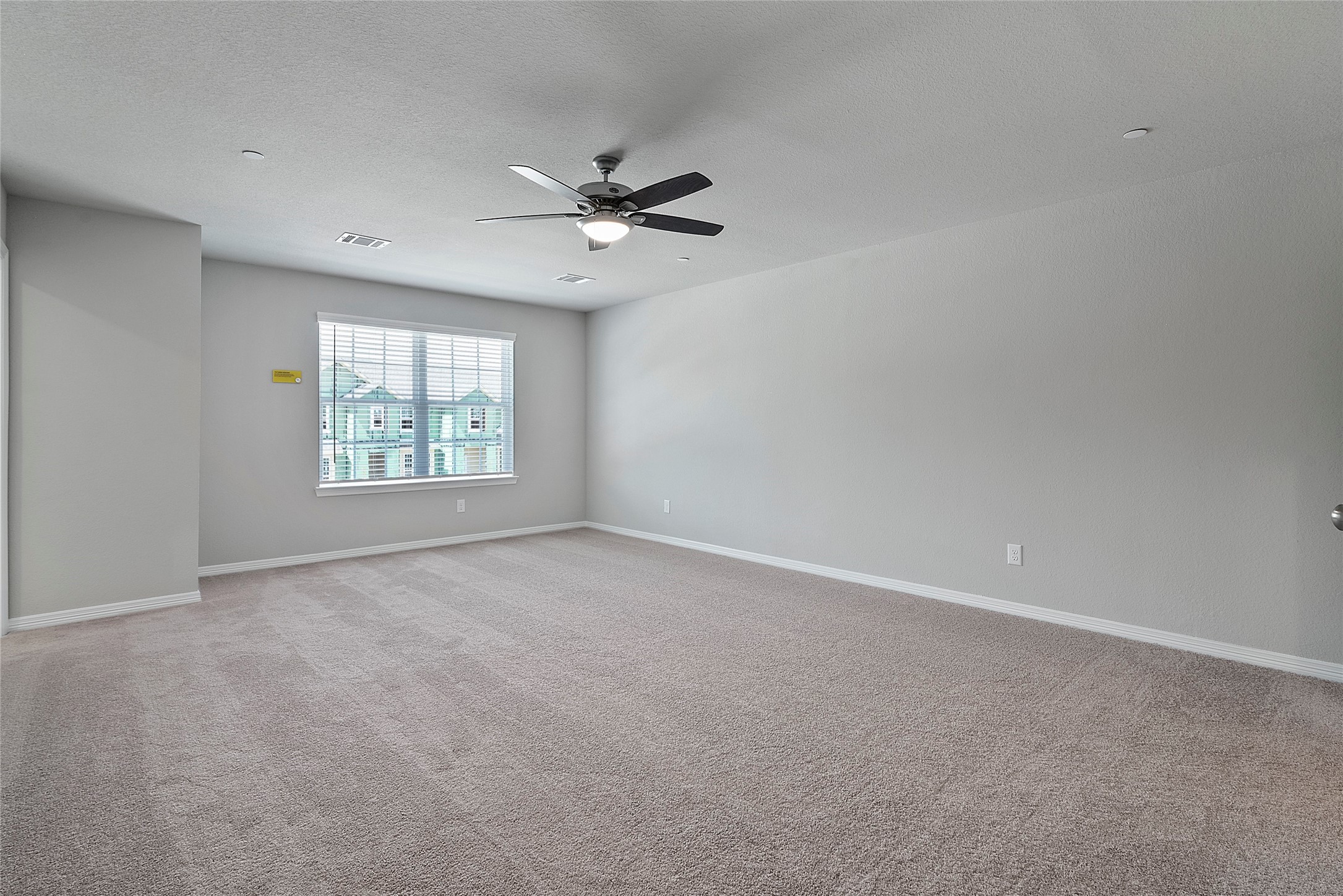 2331 Seven Oaks Boulevard 16 Property Photo 13