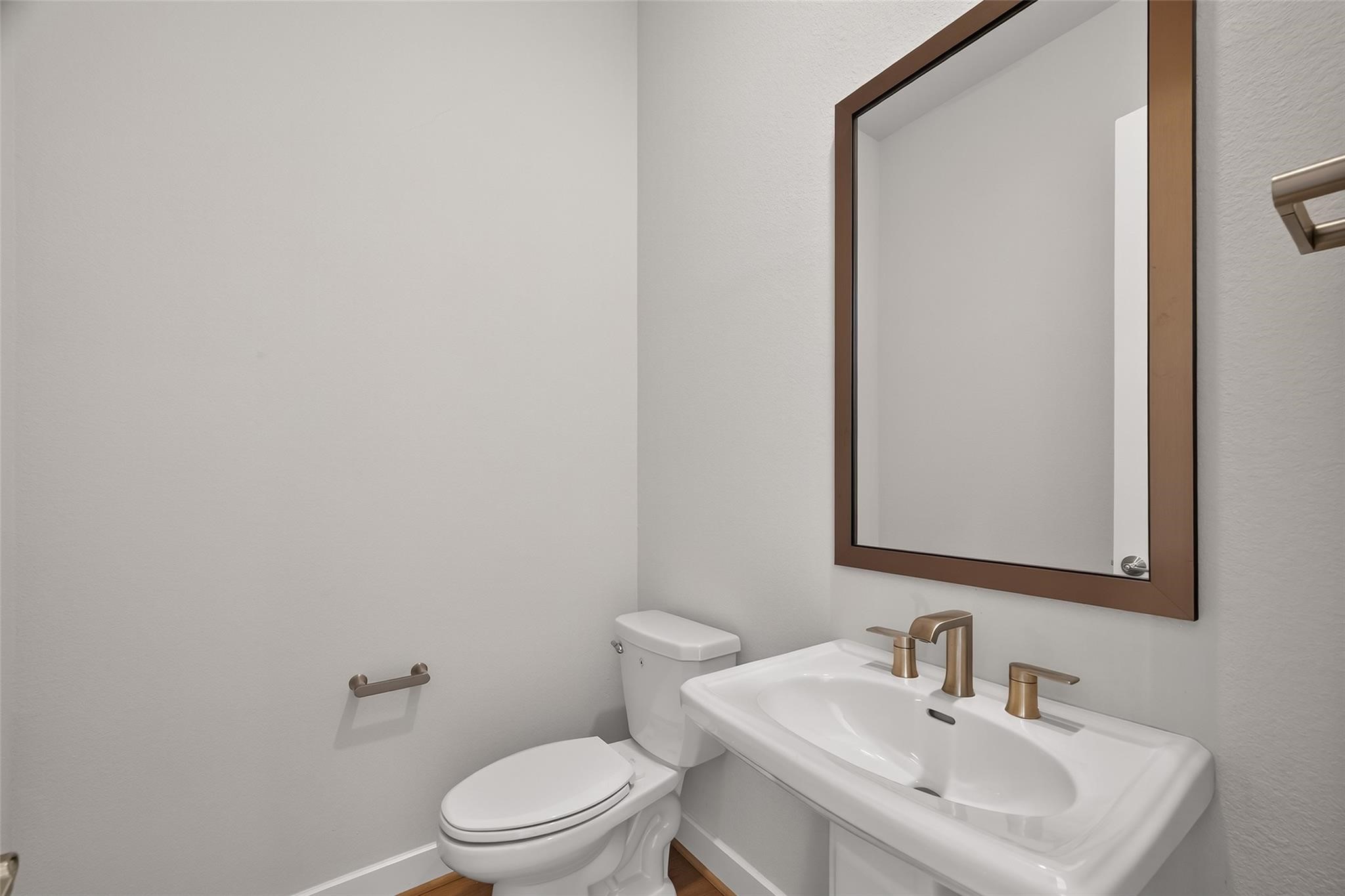 4906 Tanyard Manor Drive Property Photo 16