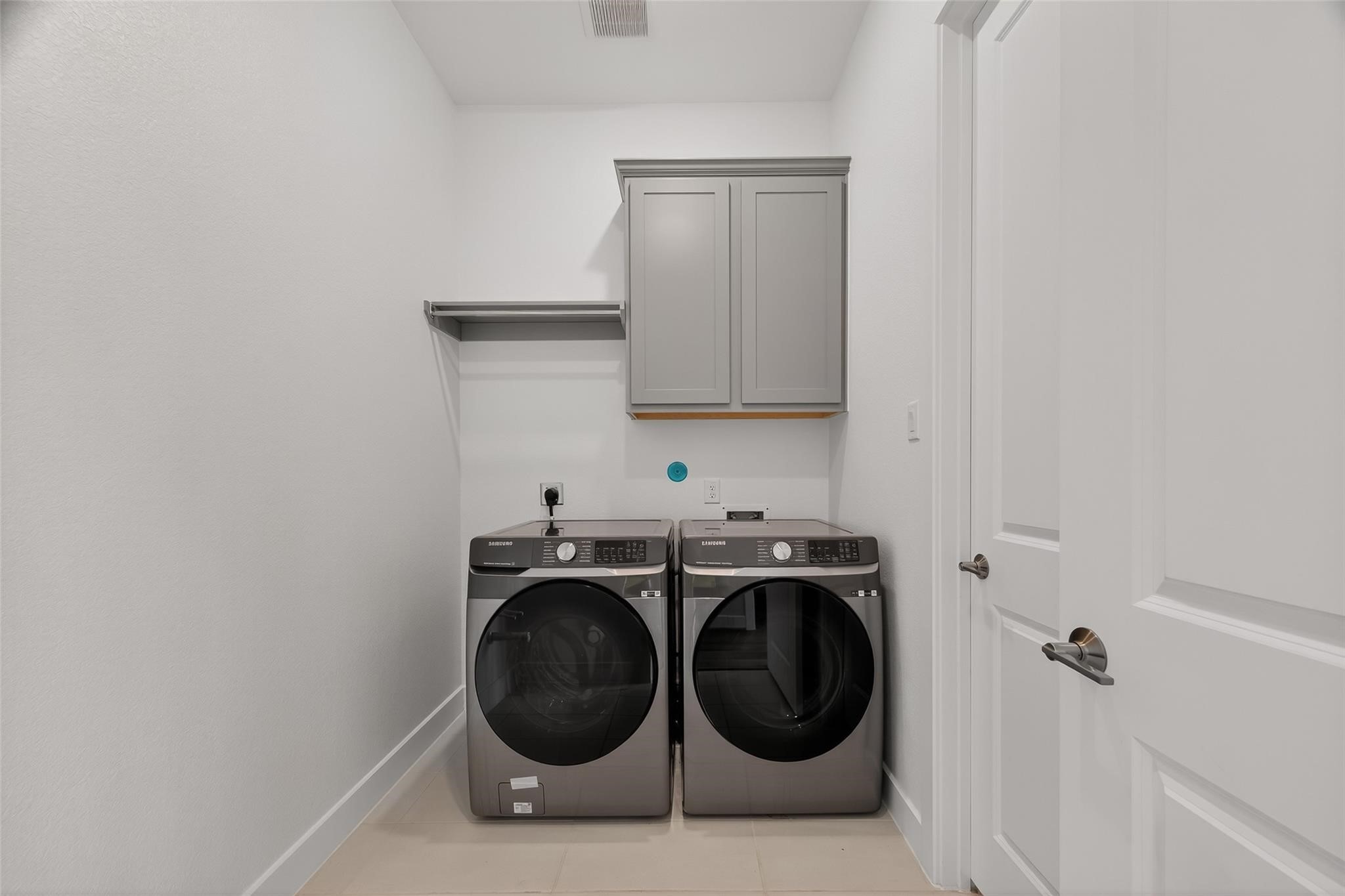 4906 Tanyard Manor Drive Property Photo 17