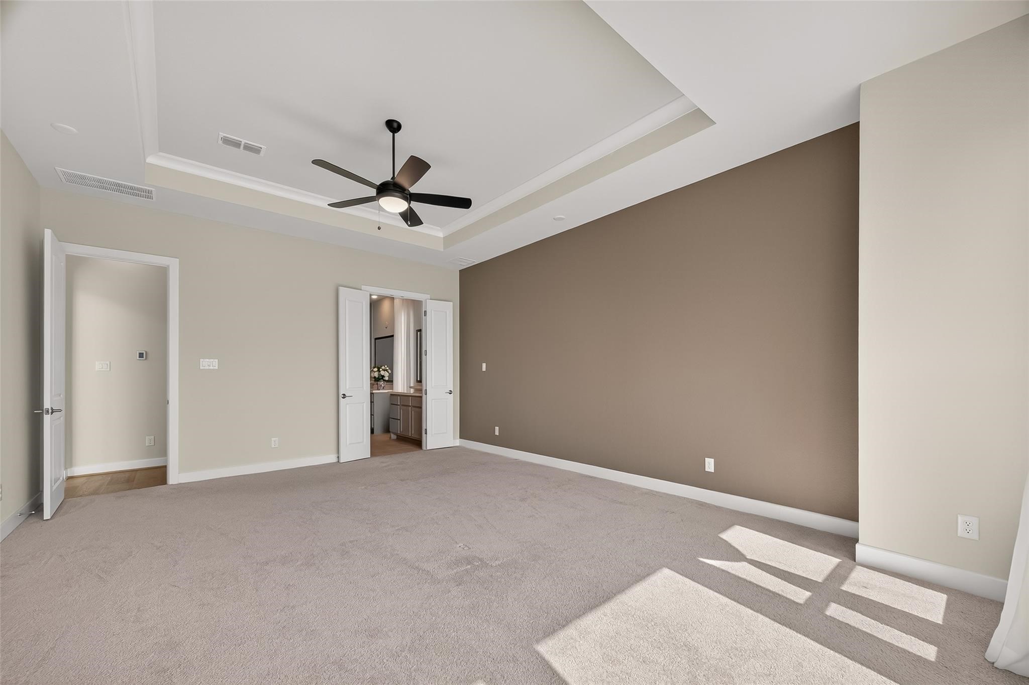 4906 Tanyard Manor Drive Property Photo 18