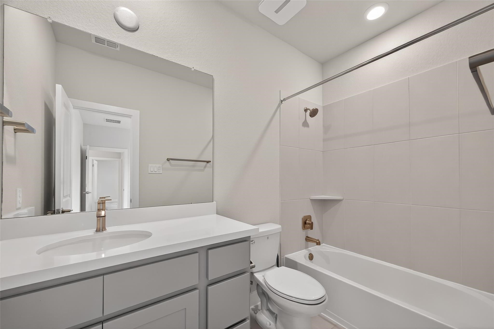 4906 Tanyard Manor Drive Property Photo 29