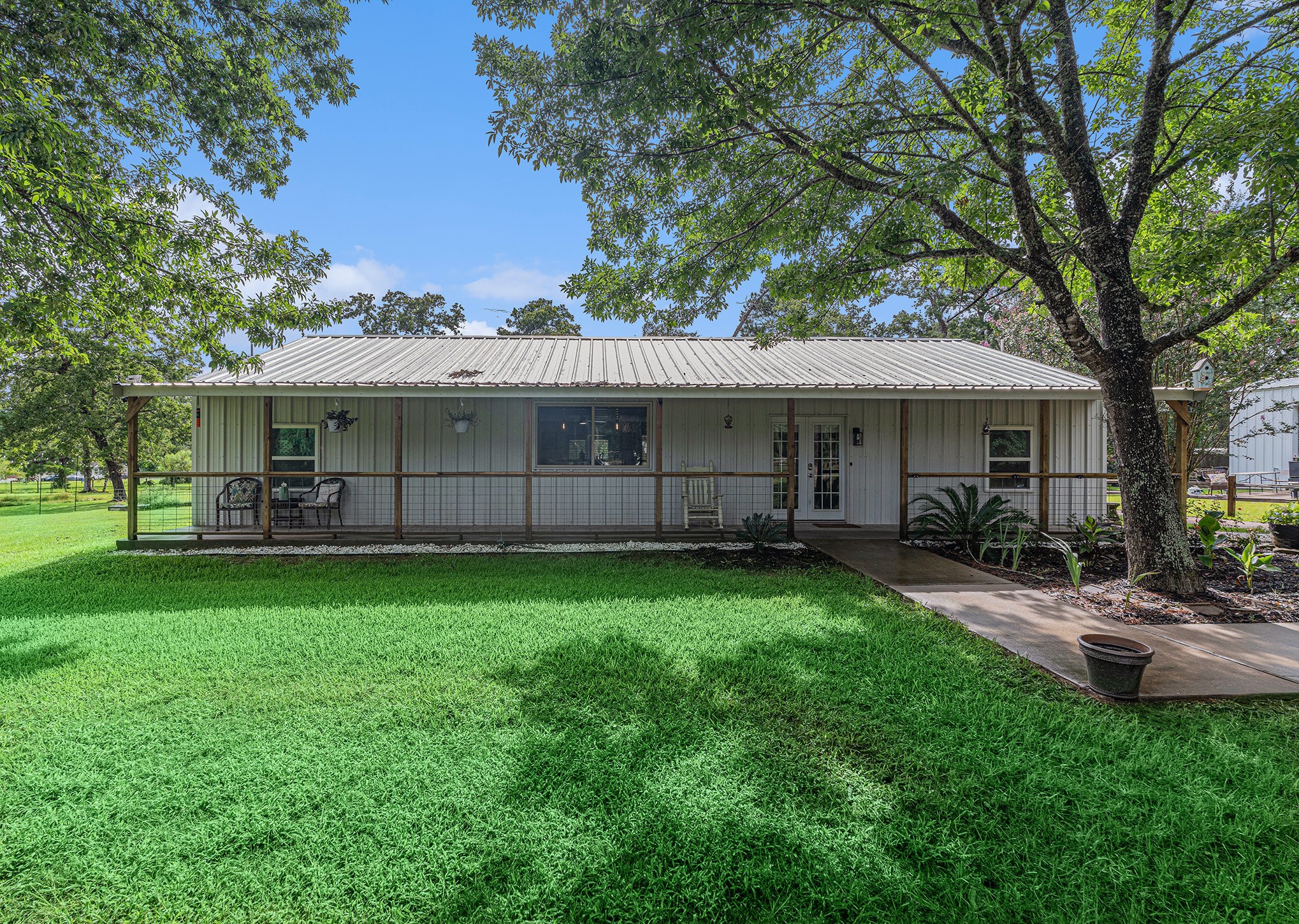 24280 Fox Hollow Drive Property Photo 1