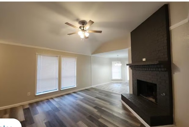 305 Meadow Court Property Photo 4