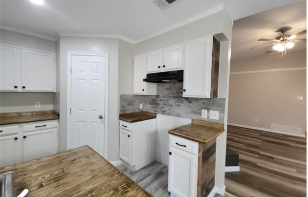 305 Meadow Court Property Photo 8