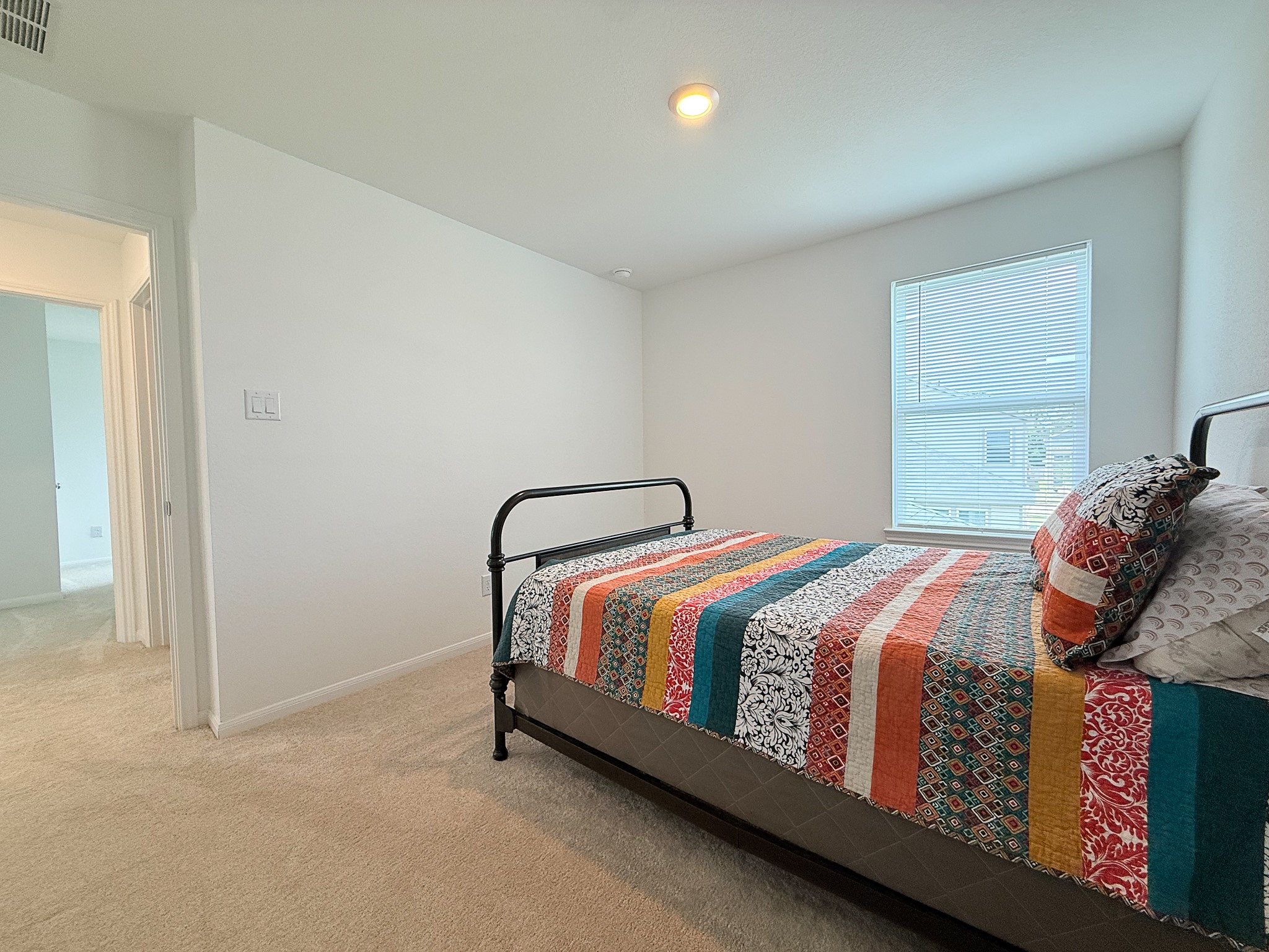 2706 Hollow Alpine Way Property Photo 25