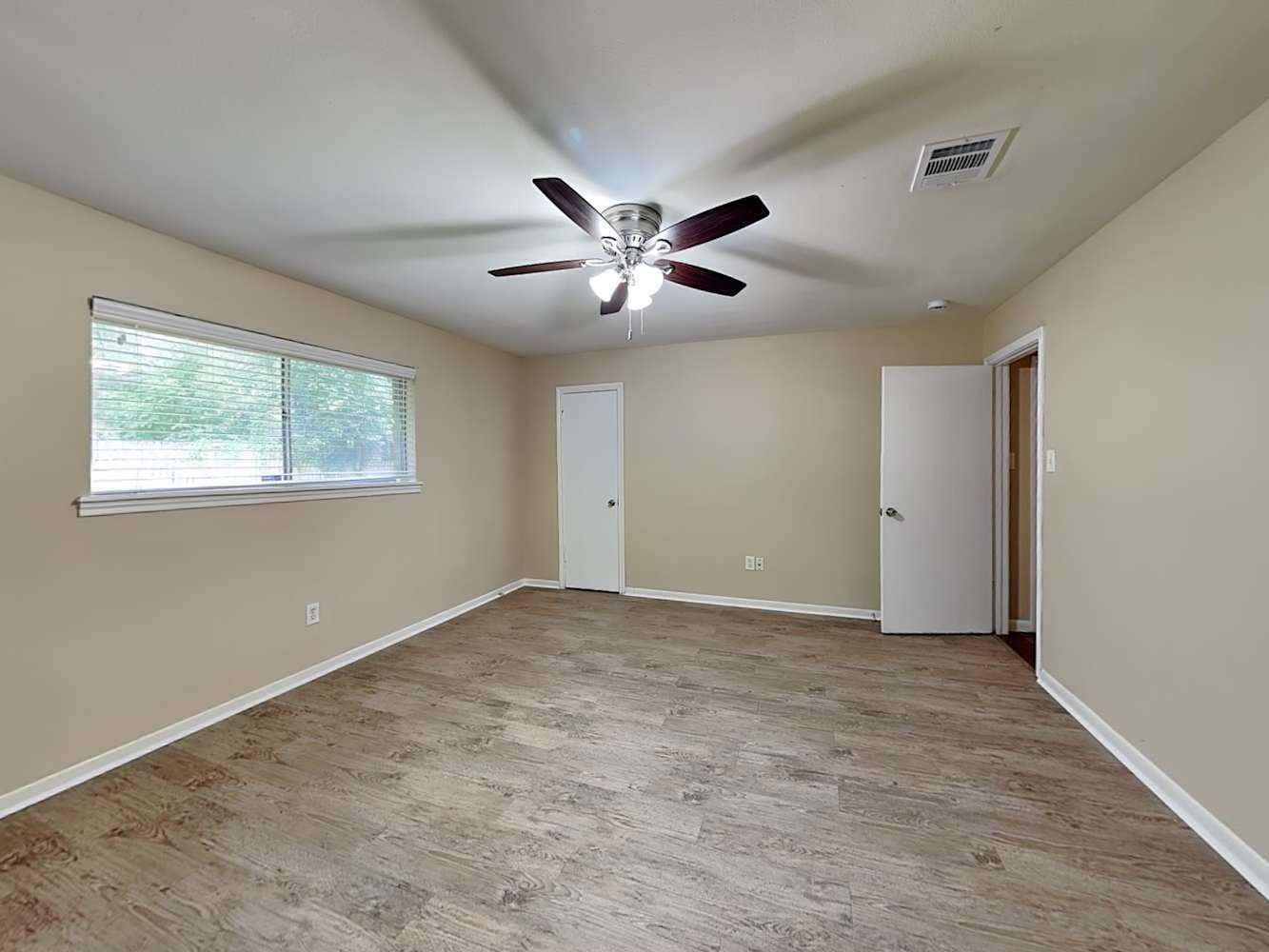 1506 Seagate Lane Property Photo 14