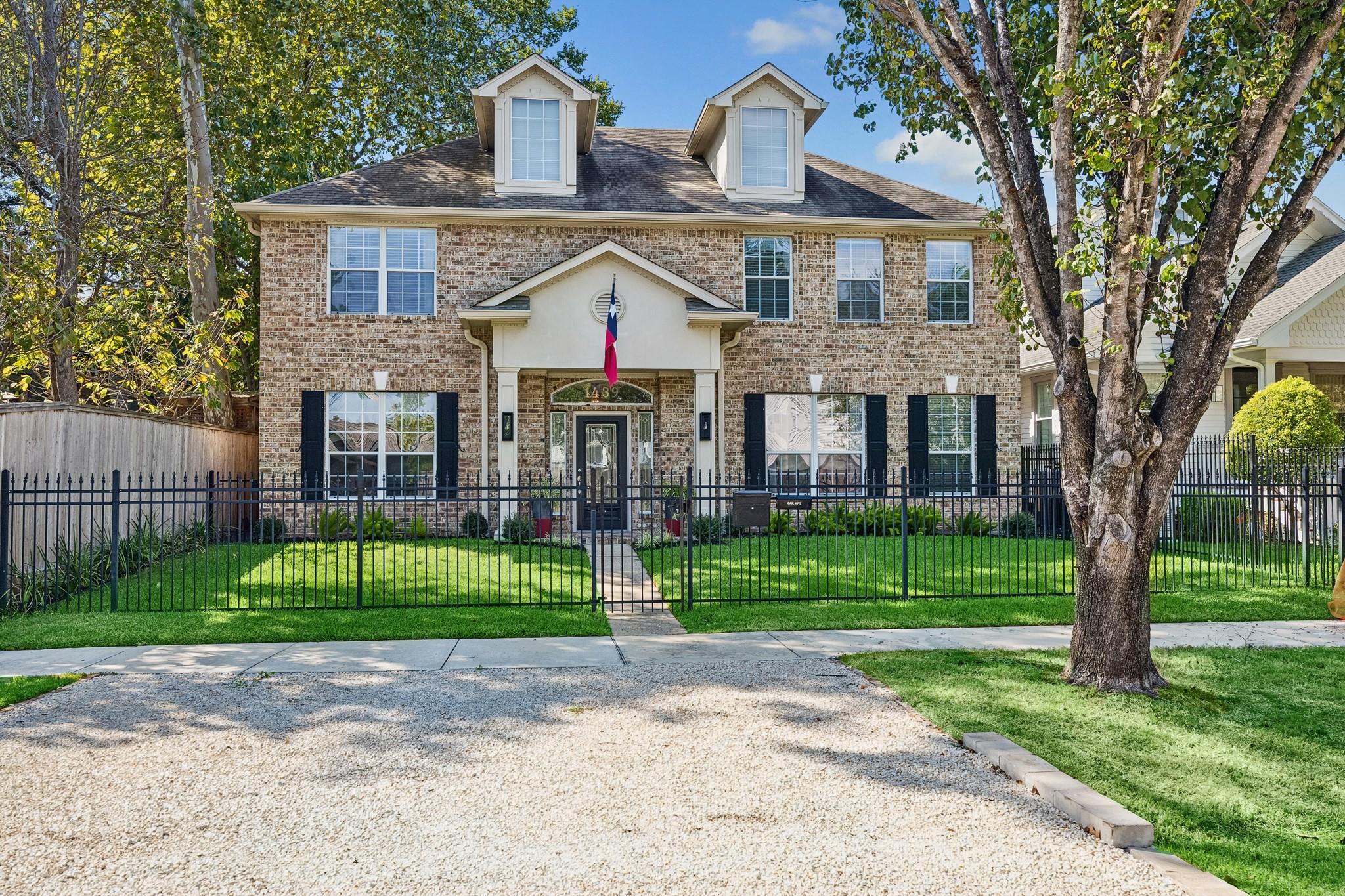 1439 Waverly Street, Houston Tx 77008 Property Photo 1