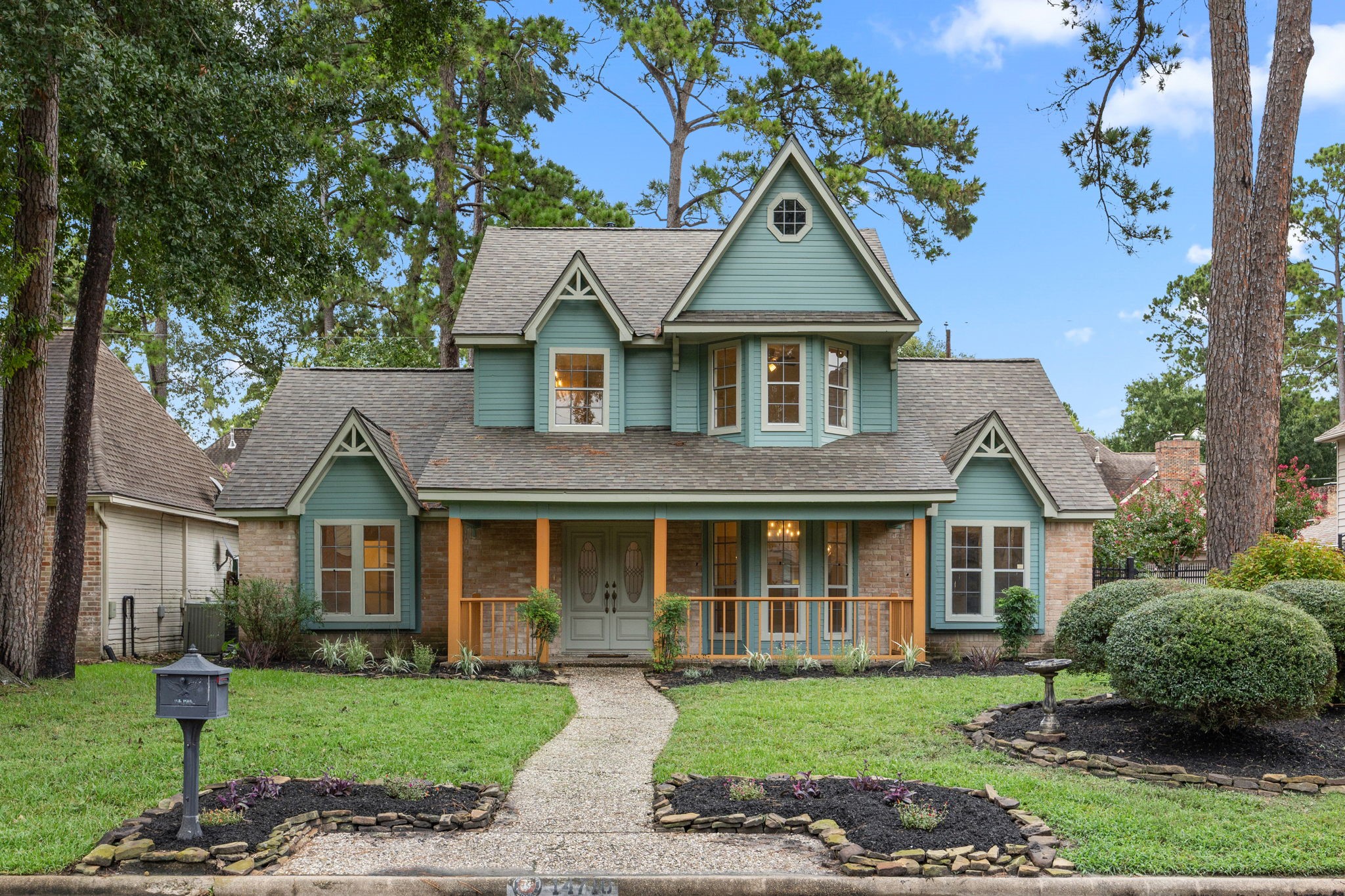 14710 Oak Bluff Court Property Photo 1