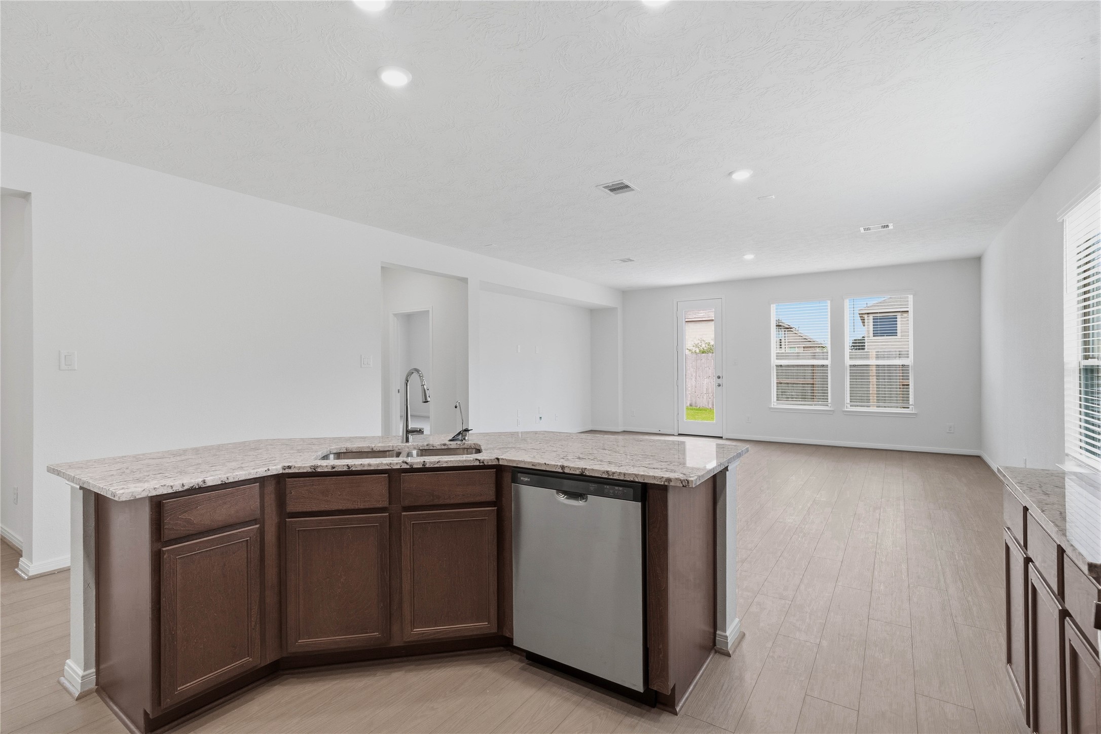 3635 Overton Lane Property Photo 14