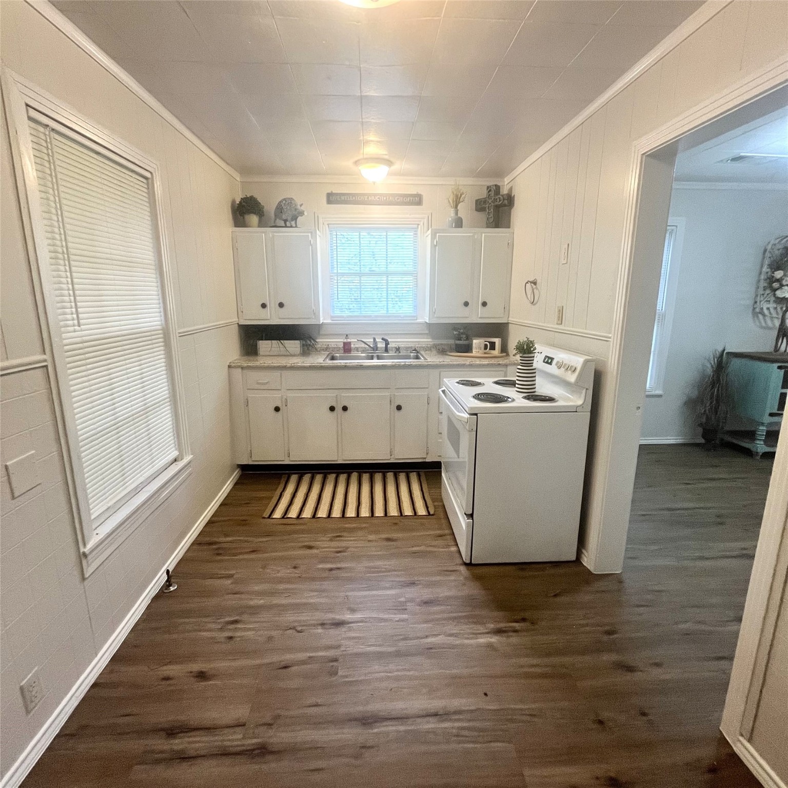 338 N Rusk Street Property Photo