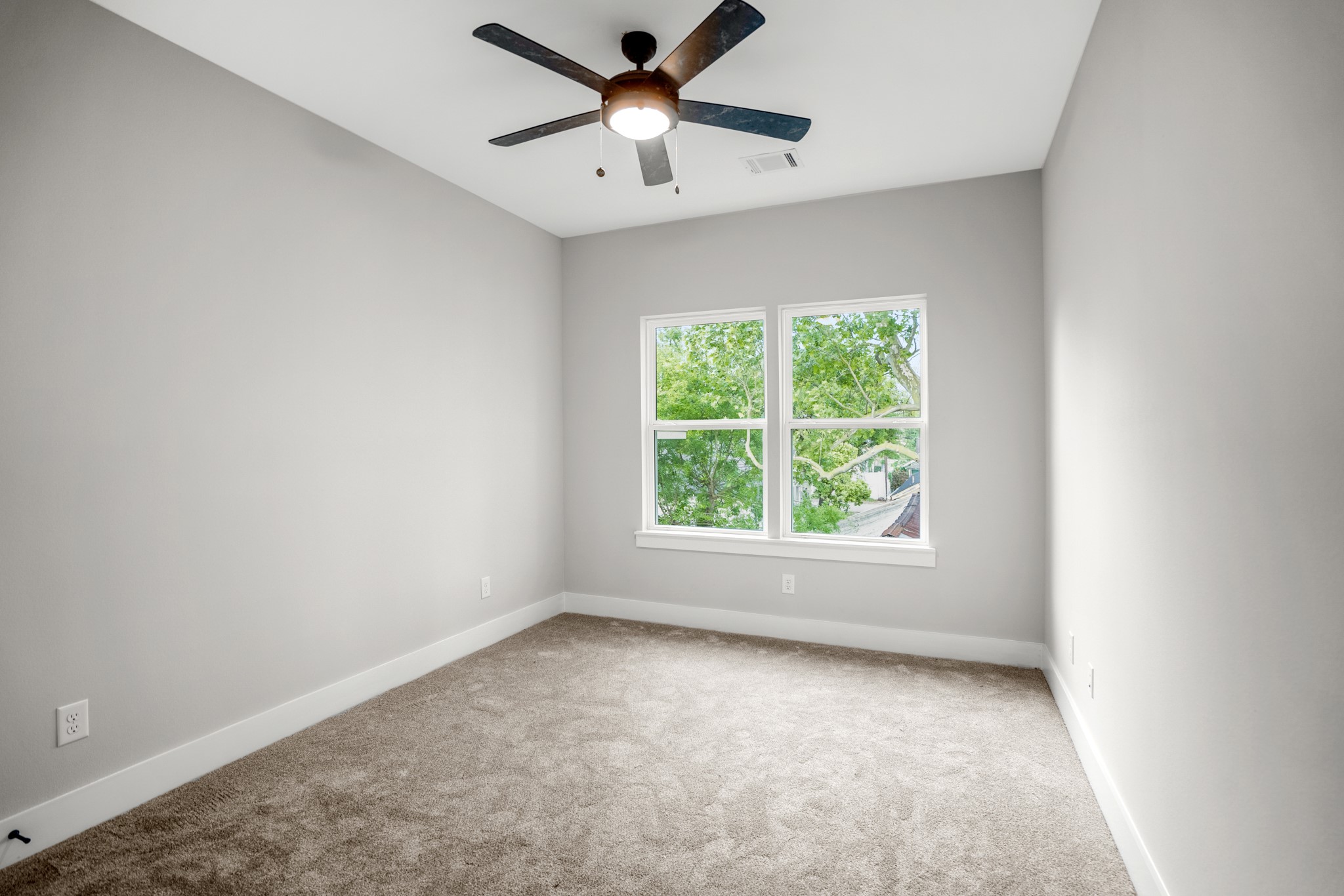 314 N Stiles Street Property Photo 29