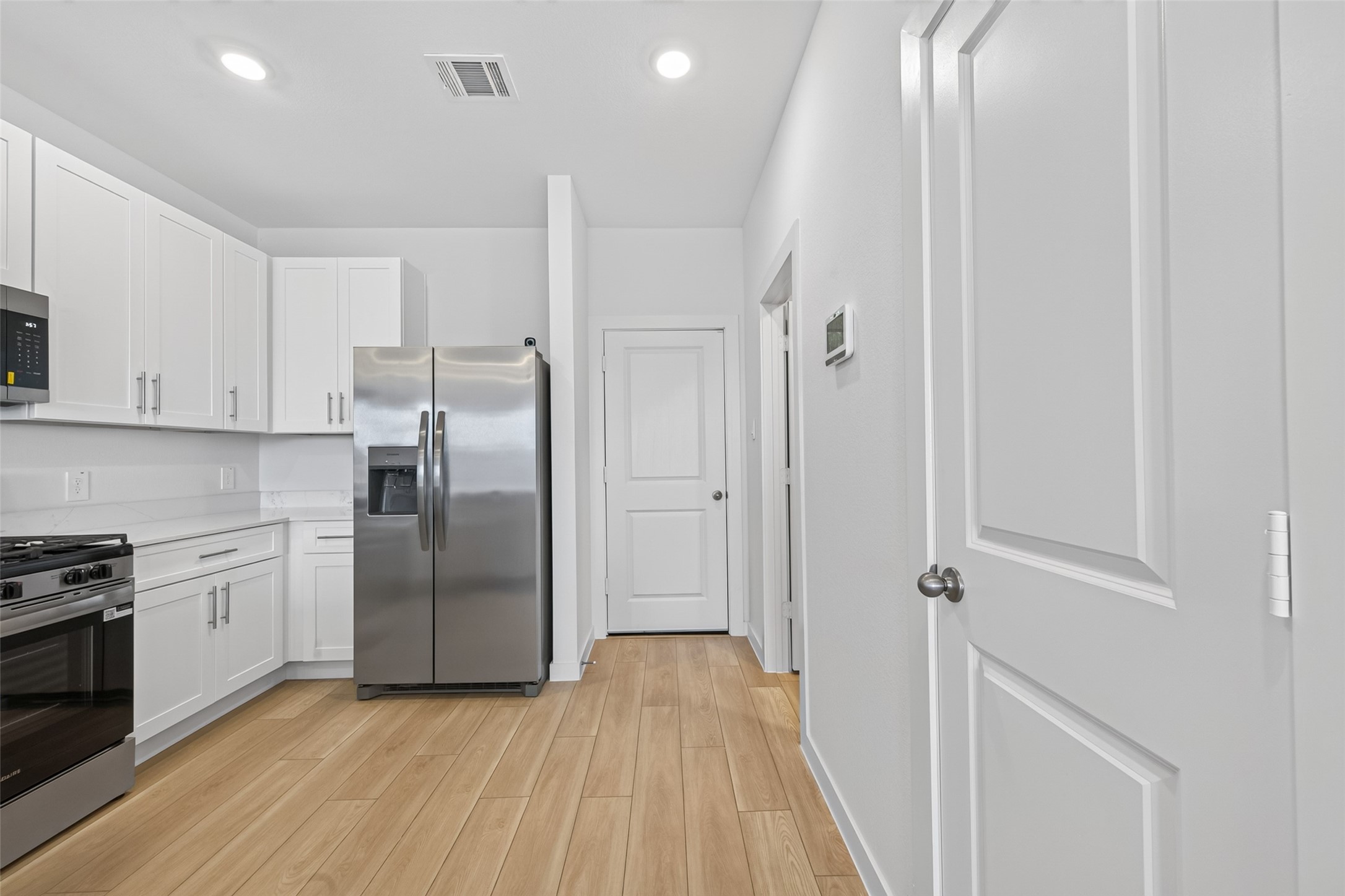 1738 Revolution Way Property Photo 17