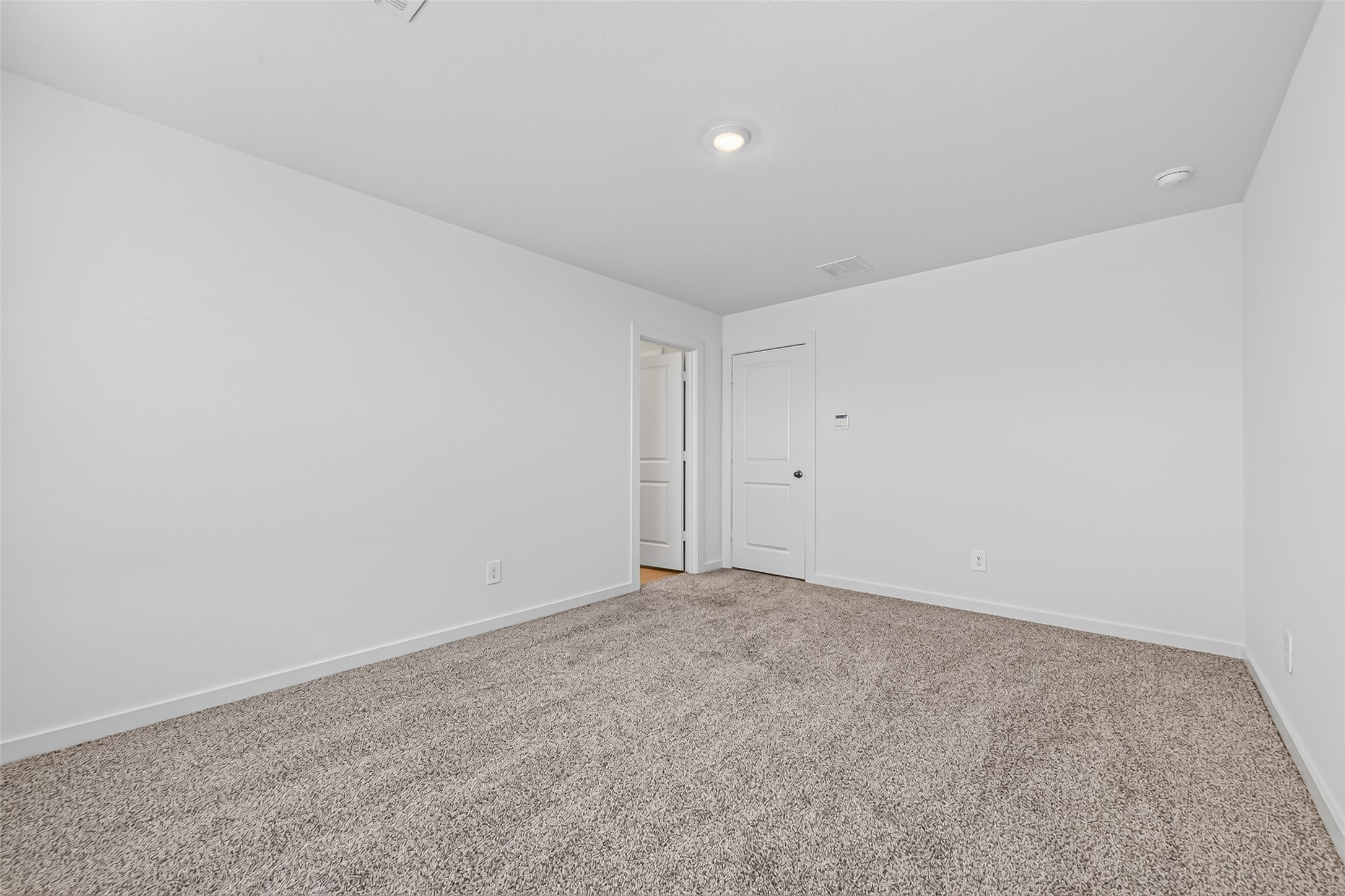 1738 Revolution Way Property Photo 27