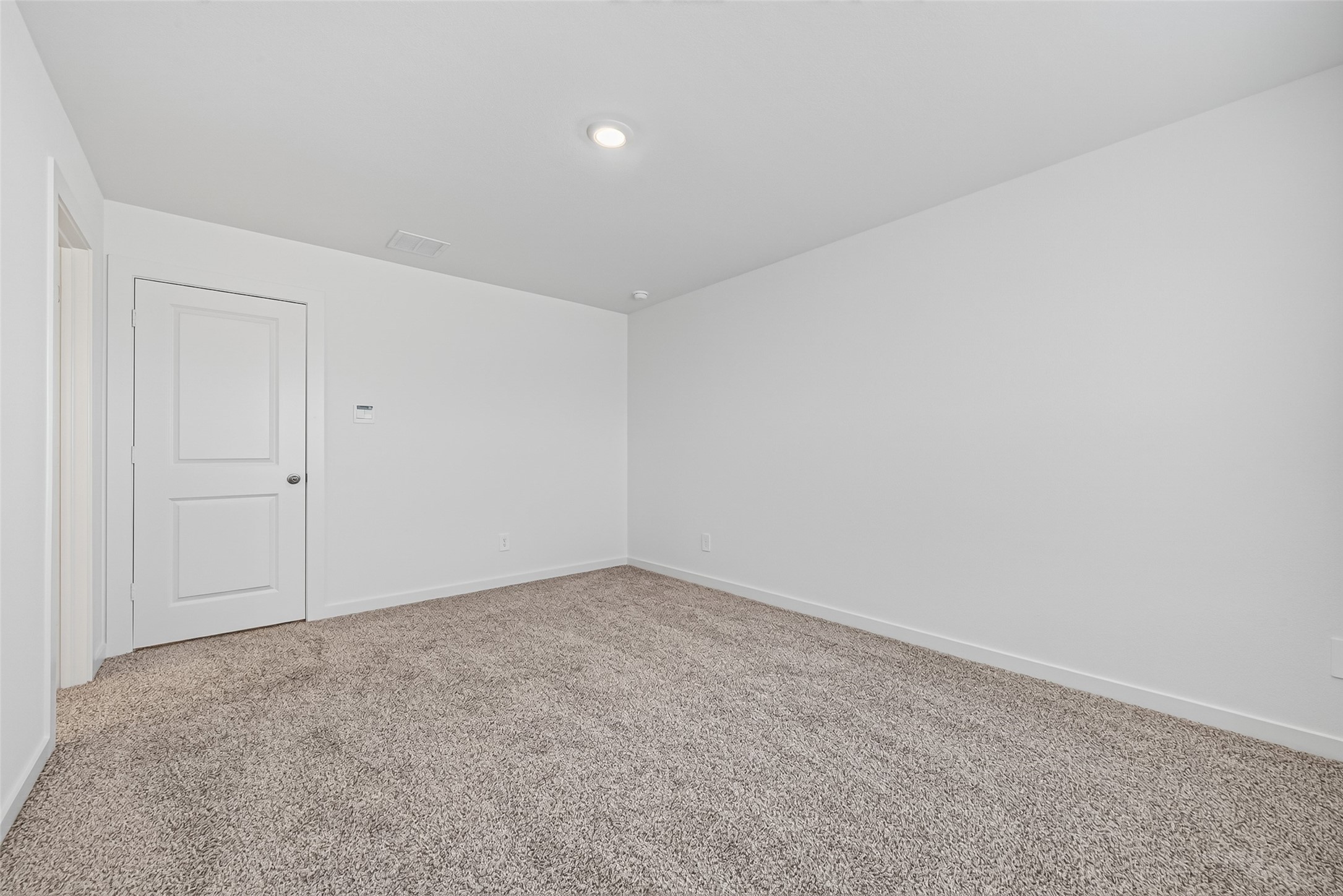 1738 Revolution Way Property Photo 28