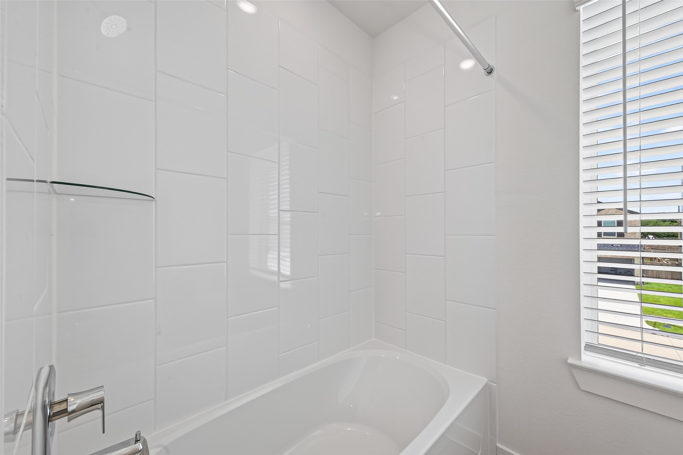 1738 Revolution Way Property Photo 36