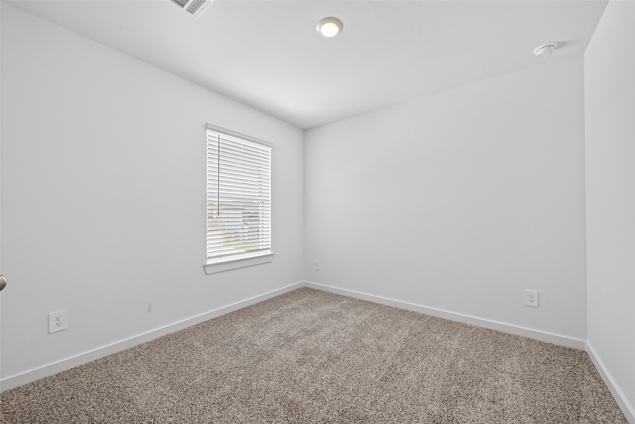 1738 Revolution Way Property Photo 37
