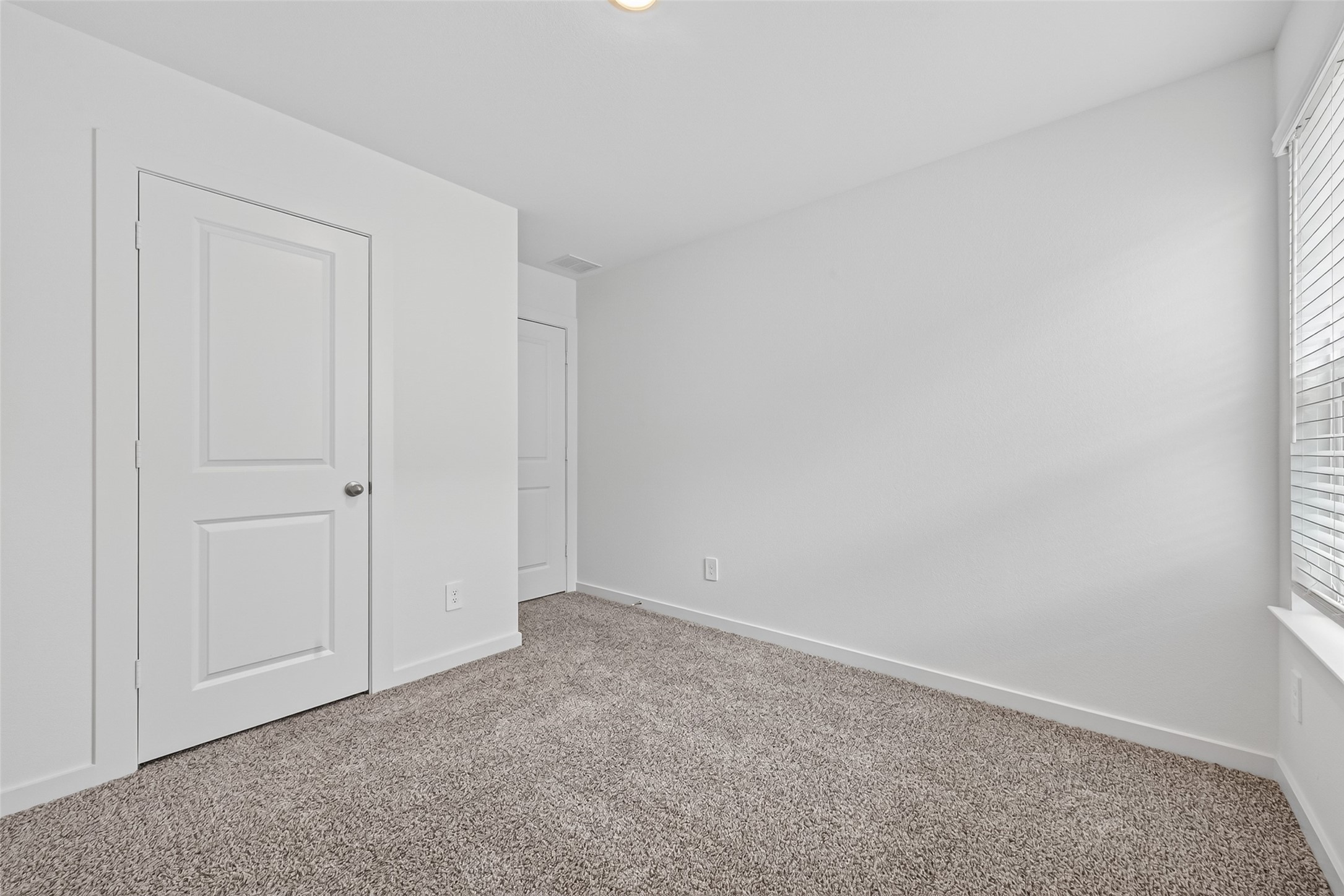 1738 Revolution Way Property Photo 43