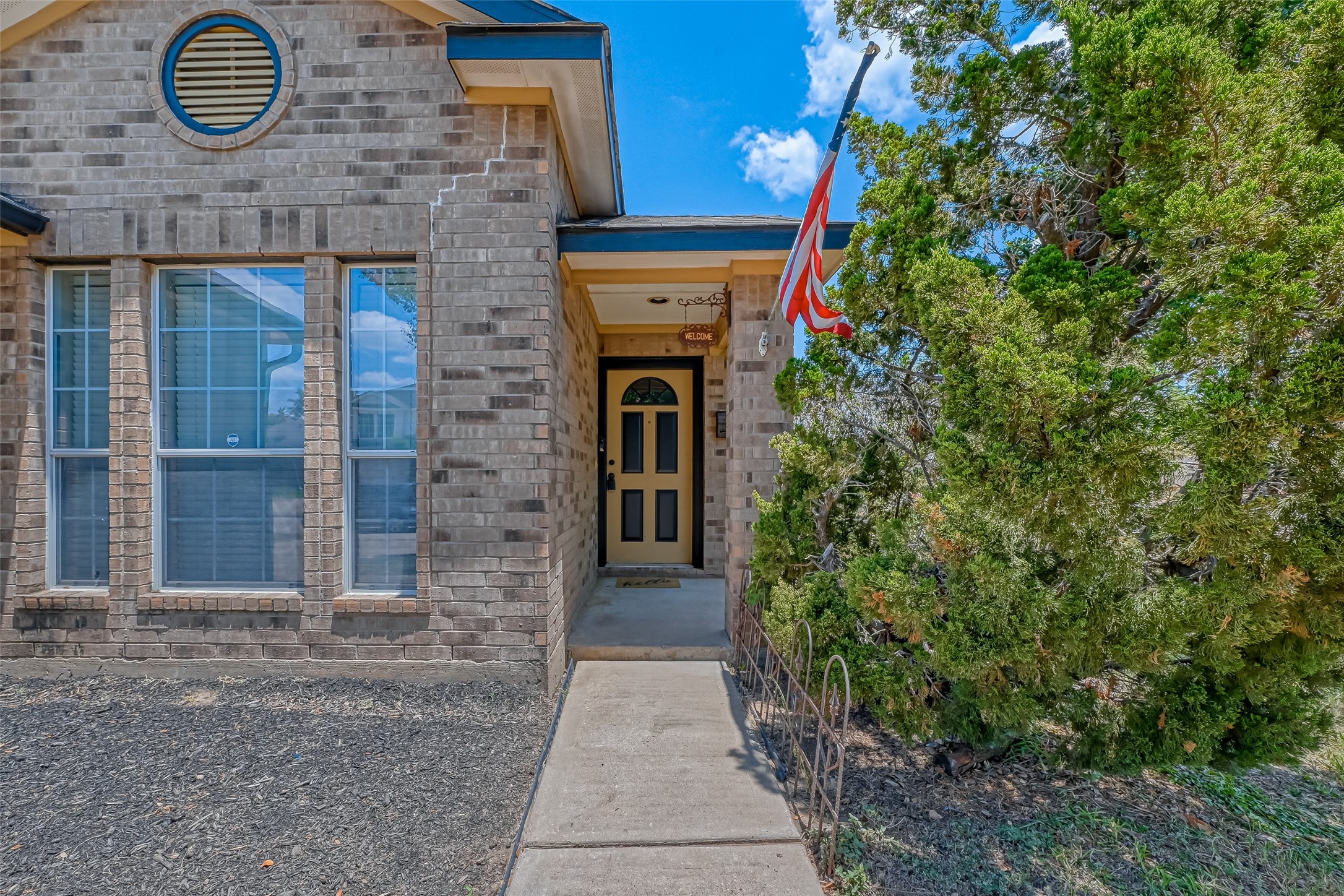 5602 Eagle Sky Boulevard Property Photo 8
