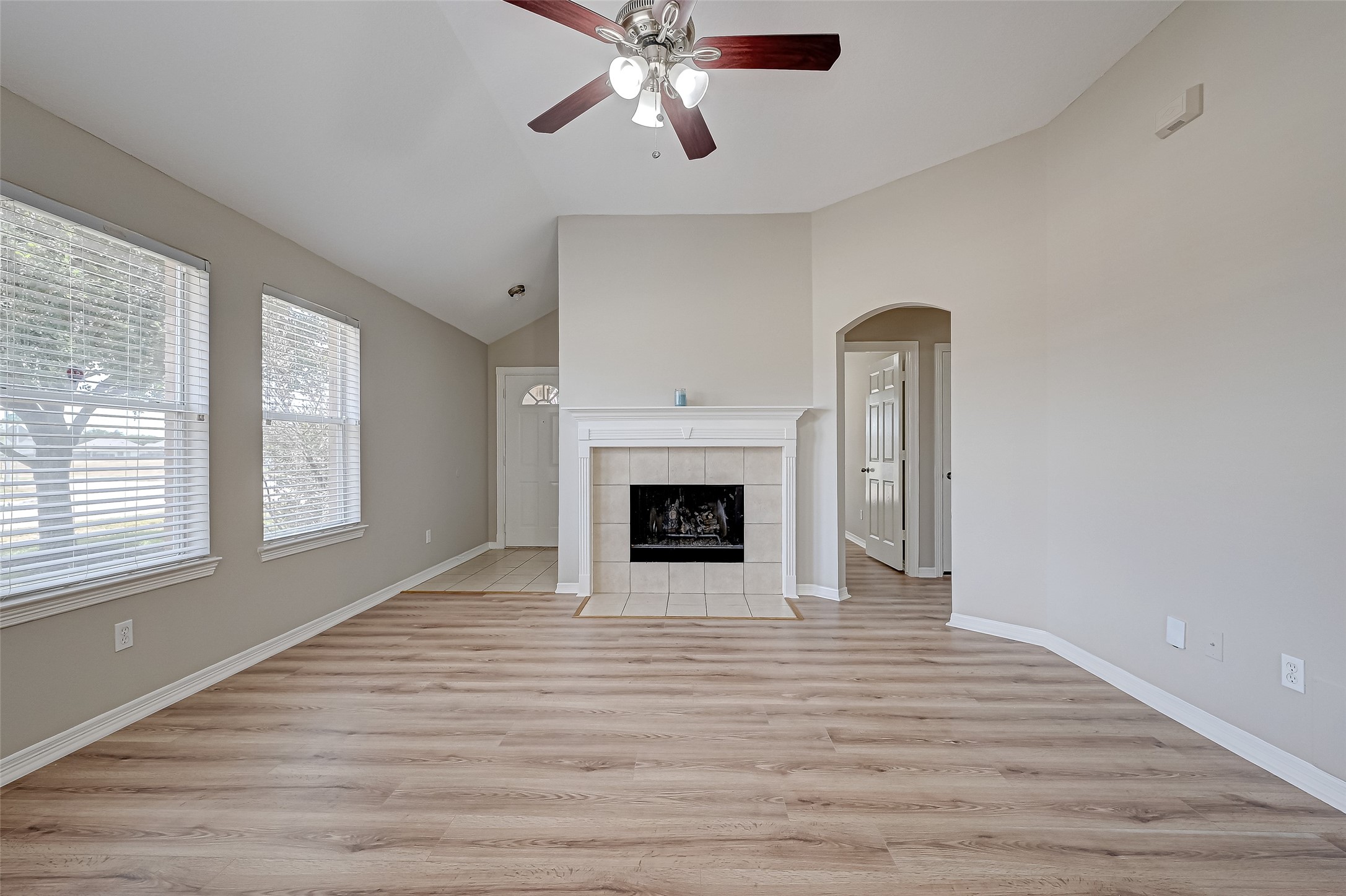 5602 Eagle Sky Boulevard Property Photo 15