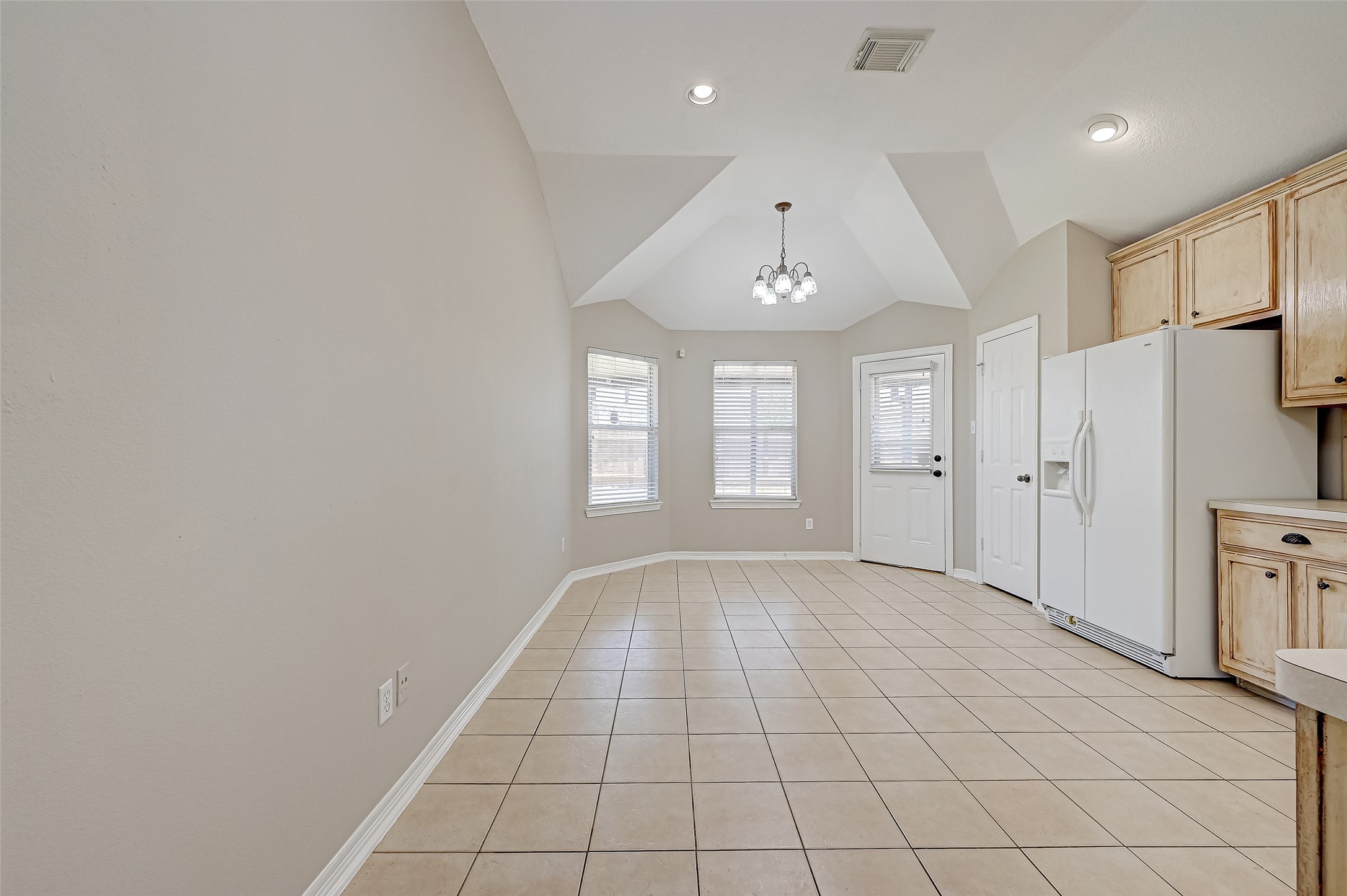 5602 Eagle Sky Boulevard Property Photo 17