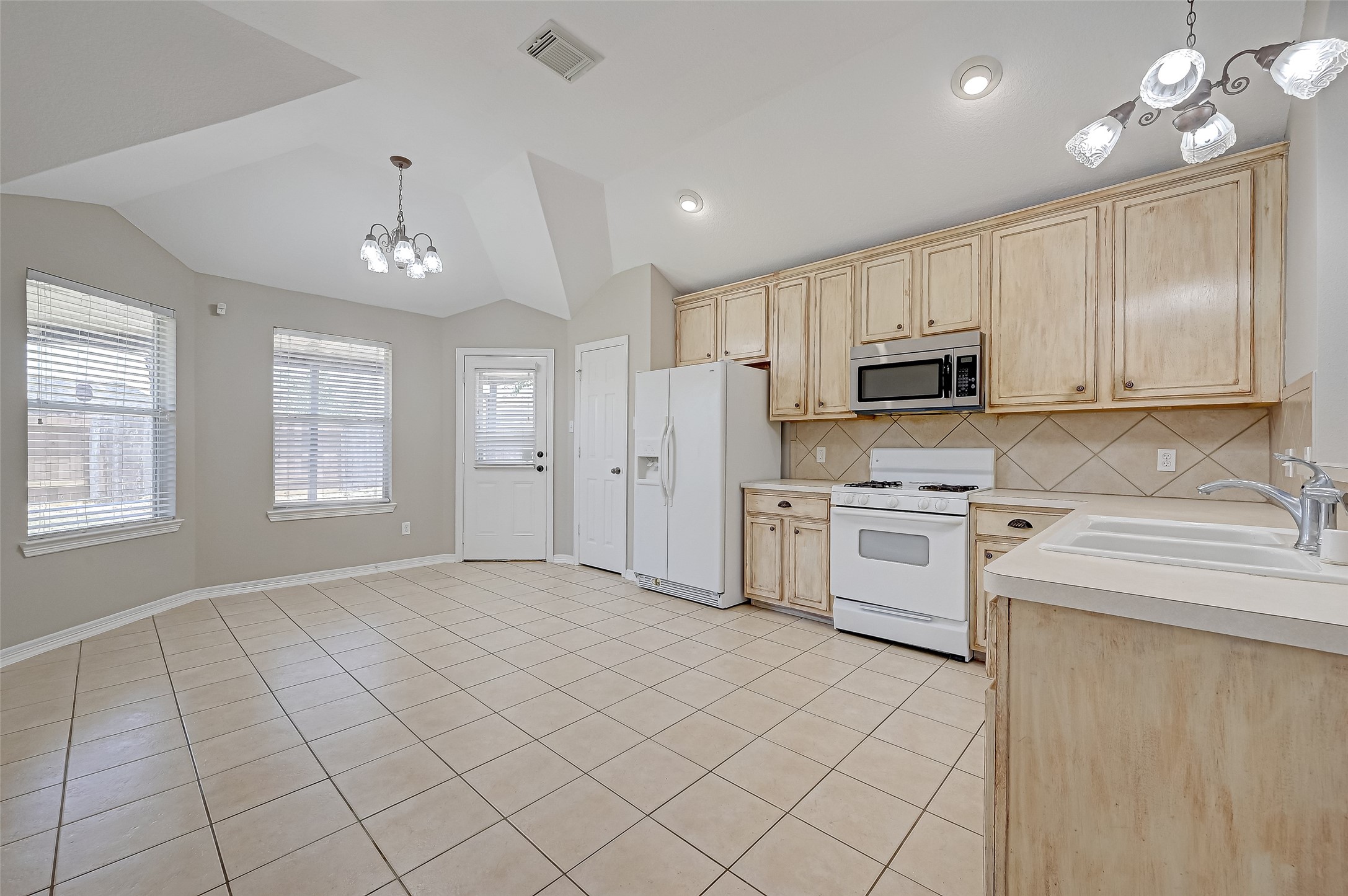 5602 Eagle Sky Boulevard Property Photo 29