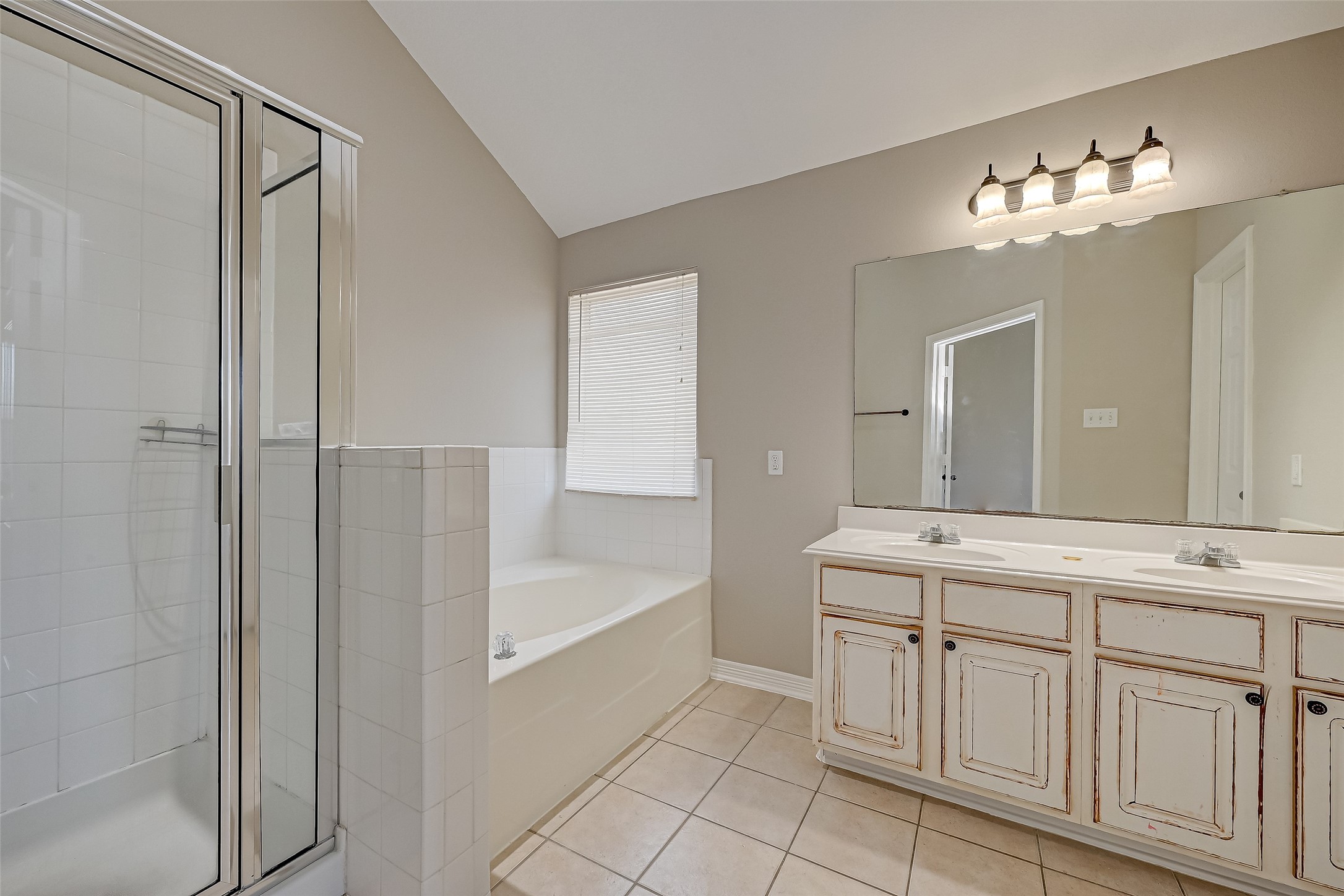 5602 Eagle Sky Boulevard Property Photo 35