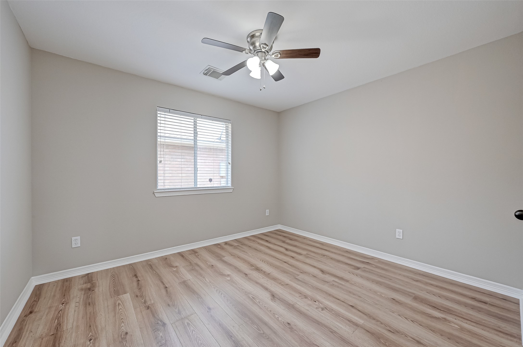 5602 Eagle Sky Boulevard Property Photo 43