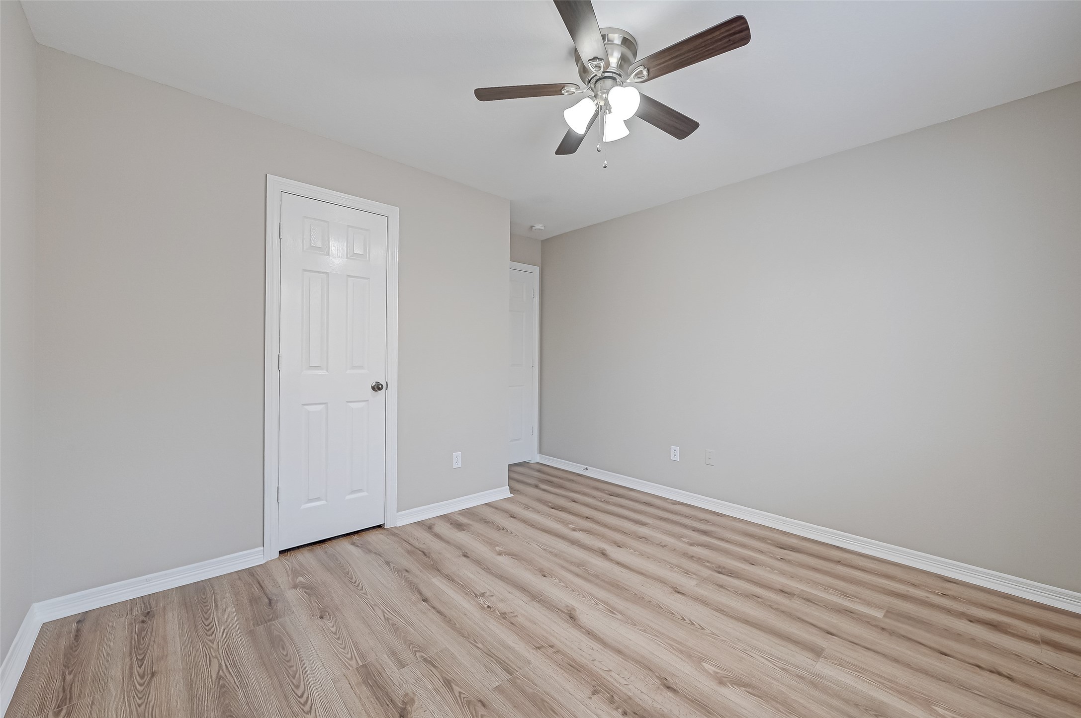 5602 Eagle Sky Boulevard Property Photo 44
