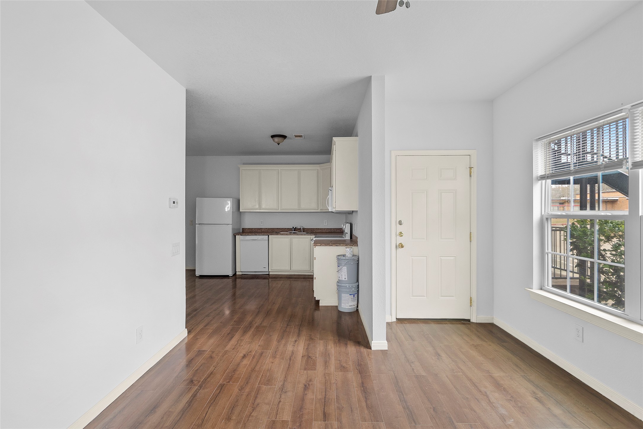 409 Beto St 7 Property Photo 5