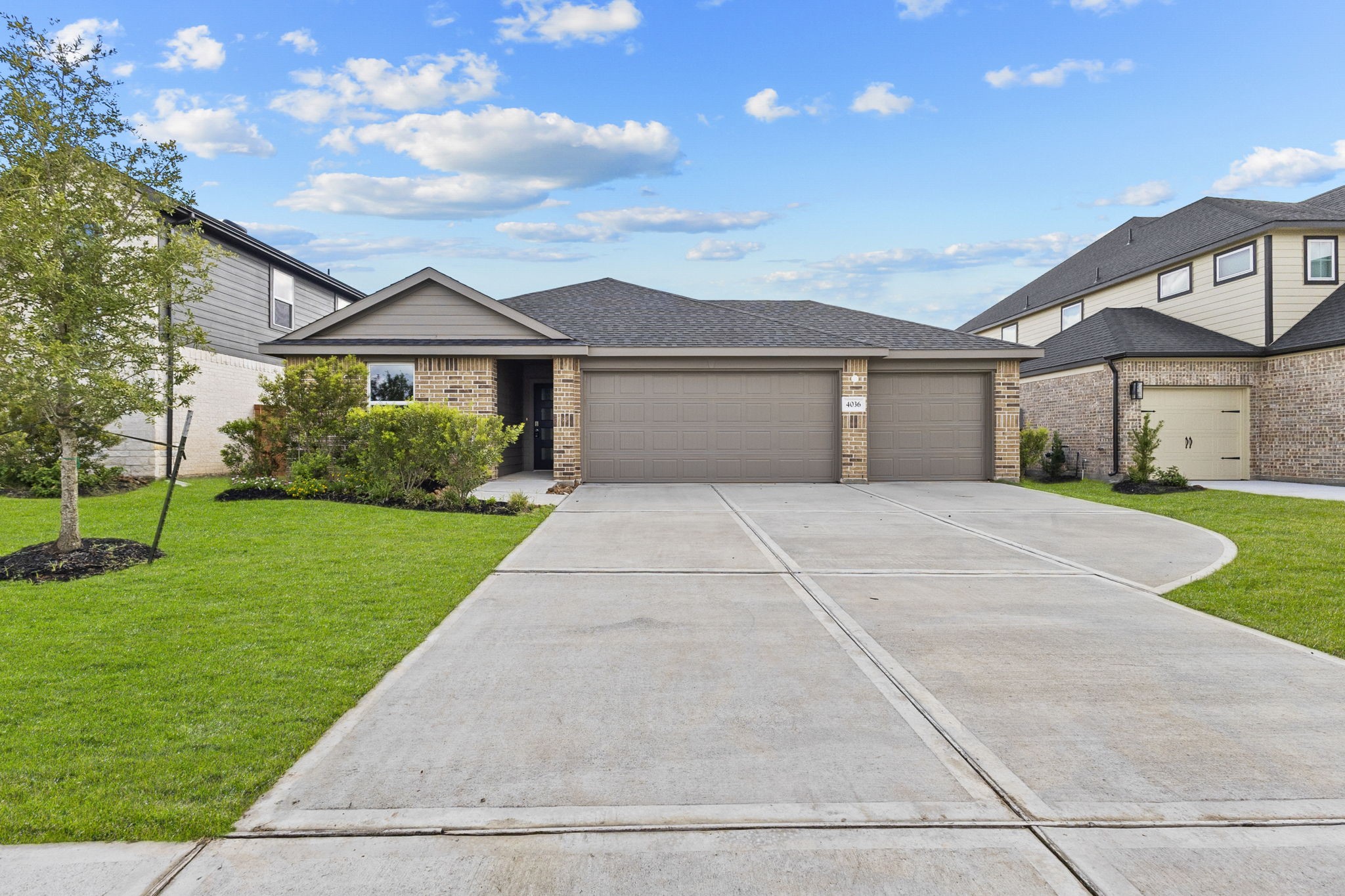 4036 Sun Burst Lane Property Photo 1