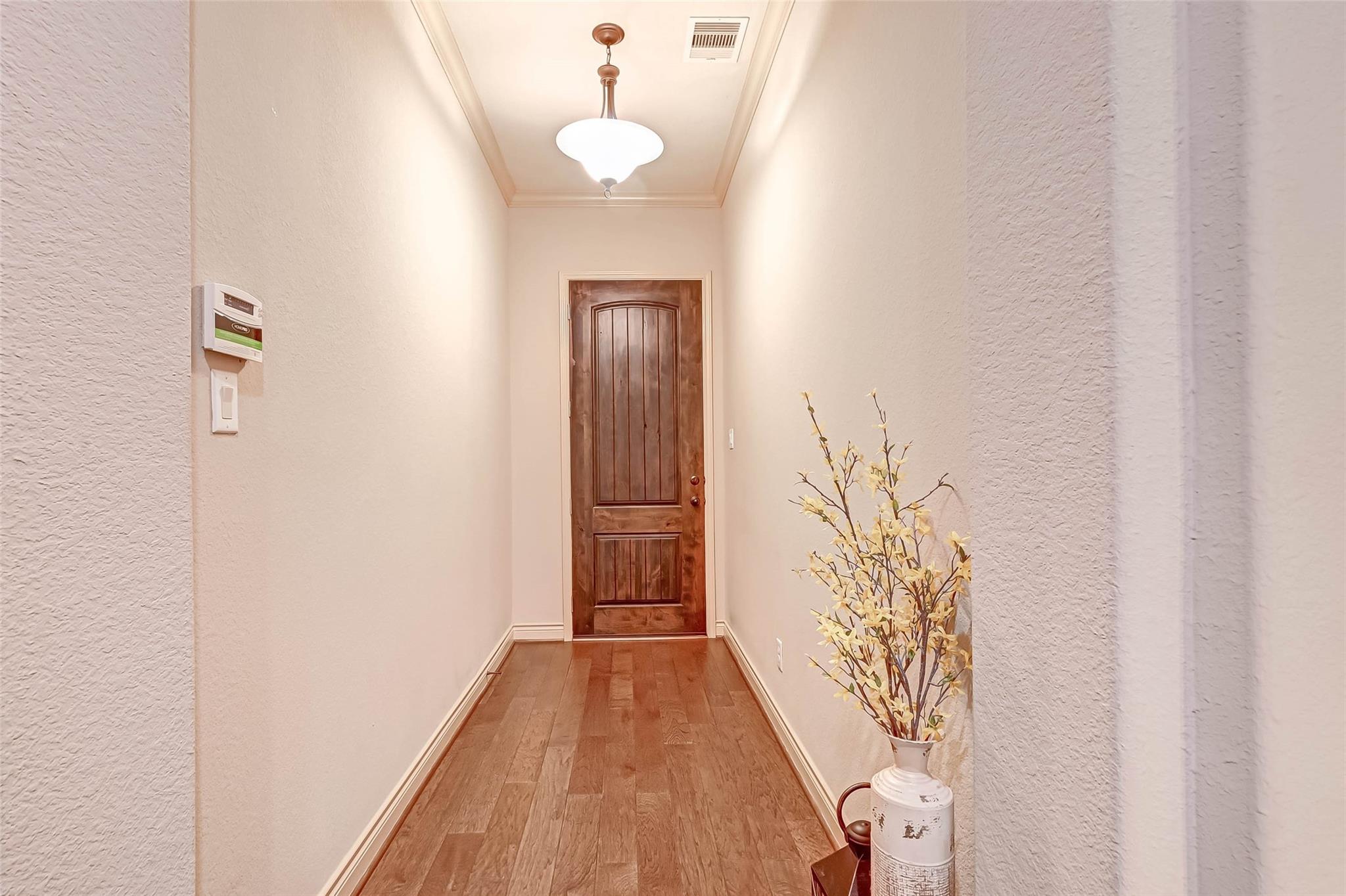 24203 Peralta Glen Lane Property Photo 6