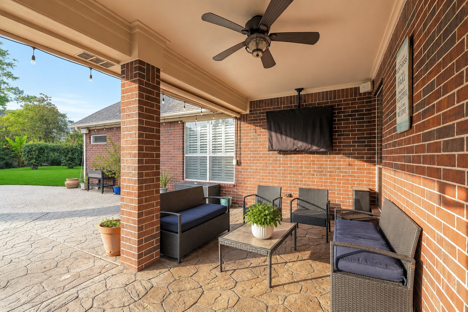 20407 Sagecombe Court Property Photo 3