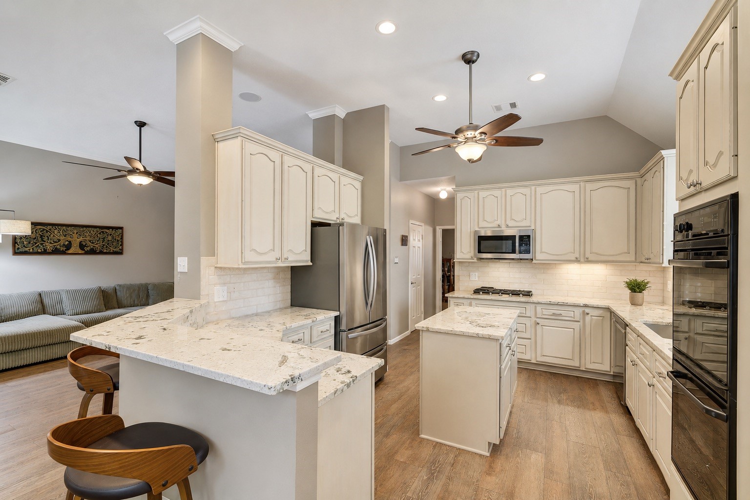 20407 Sagecombe Court Property Photo 16