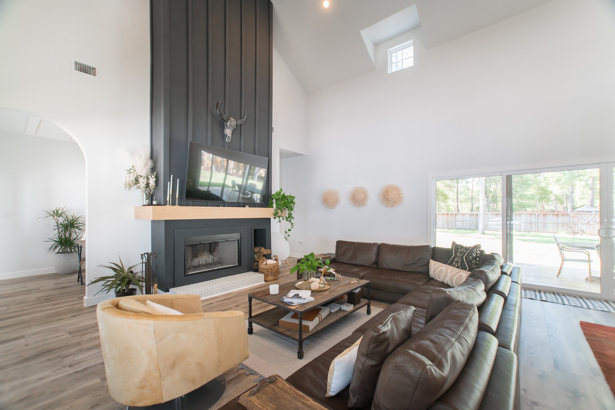 5 W Forest Court Property Photo 6